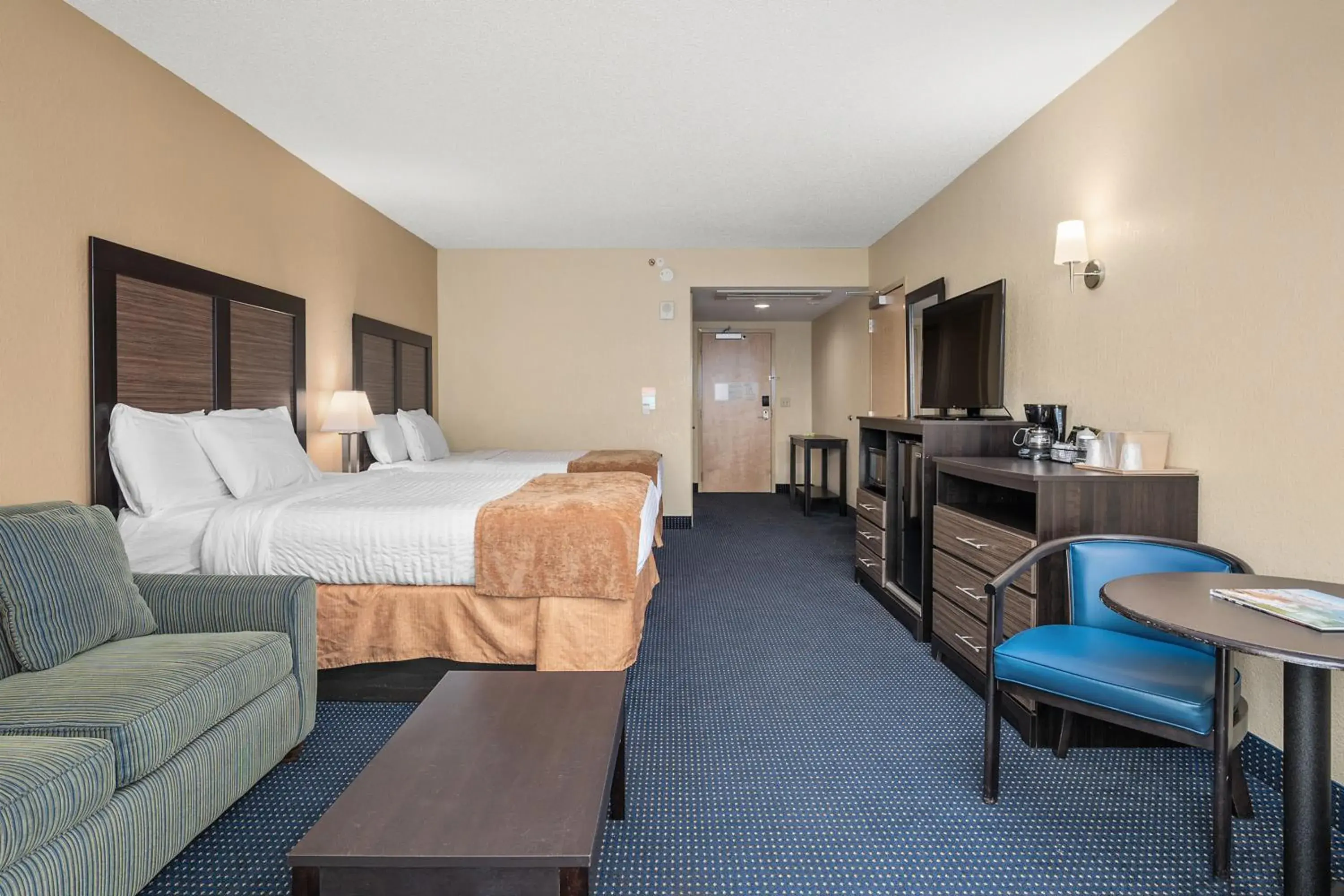 Standard Partial Ocean view 2 queens and sofa bed-No Pets Allowed in Crystal Beach Hotel Standard Partial Ocean view 2 queens and sofa bed-No Pets Allowed in Crystal Beach Hotel