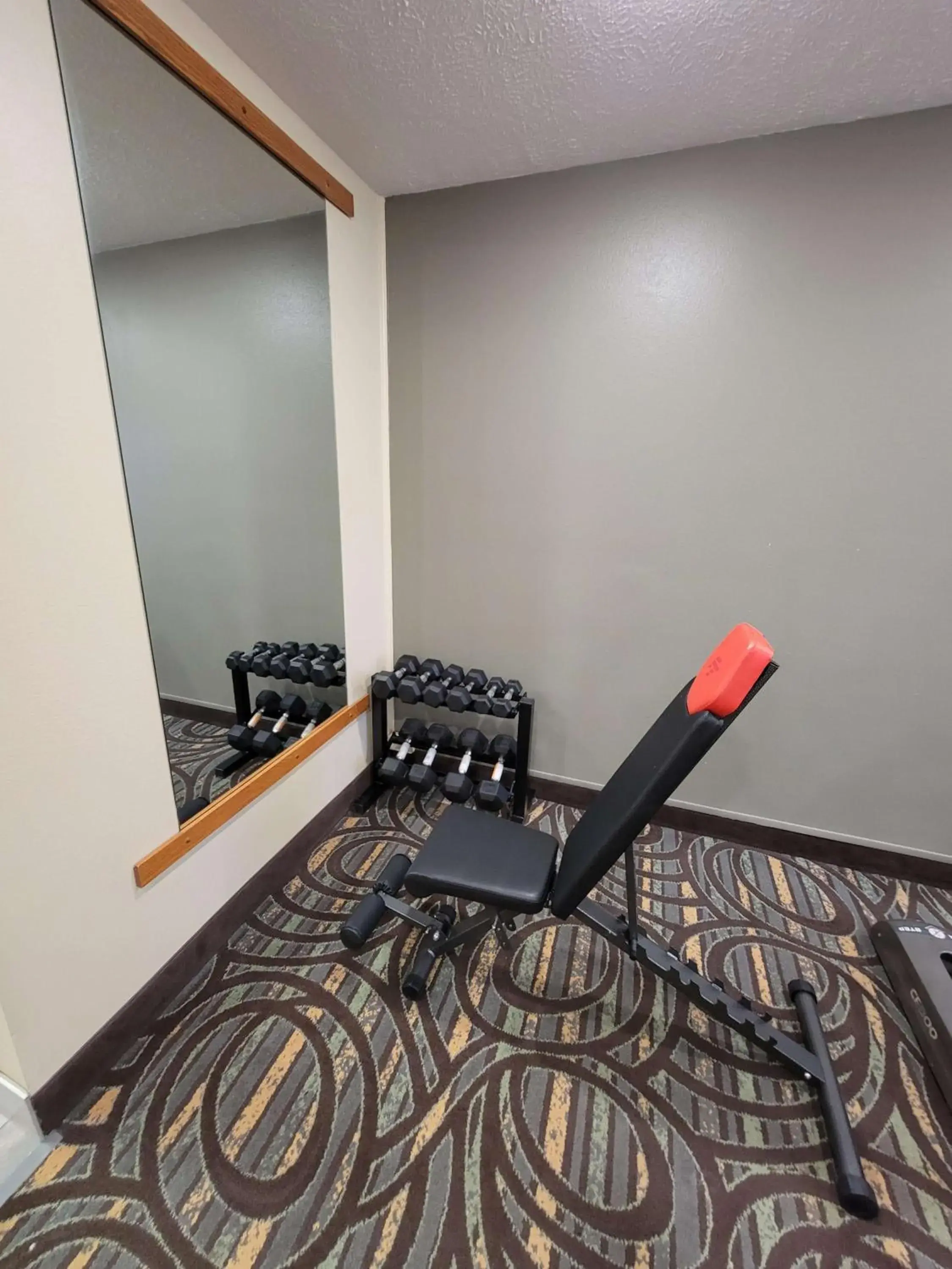 Fitness centre/facilities in SureStay Plus Hotel by Best Western Grand Island Fitness centre/facilities in SureStay Plus Hotel by Best Western Grand Island