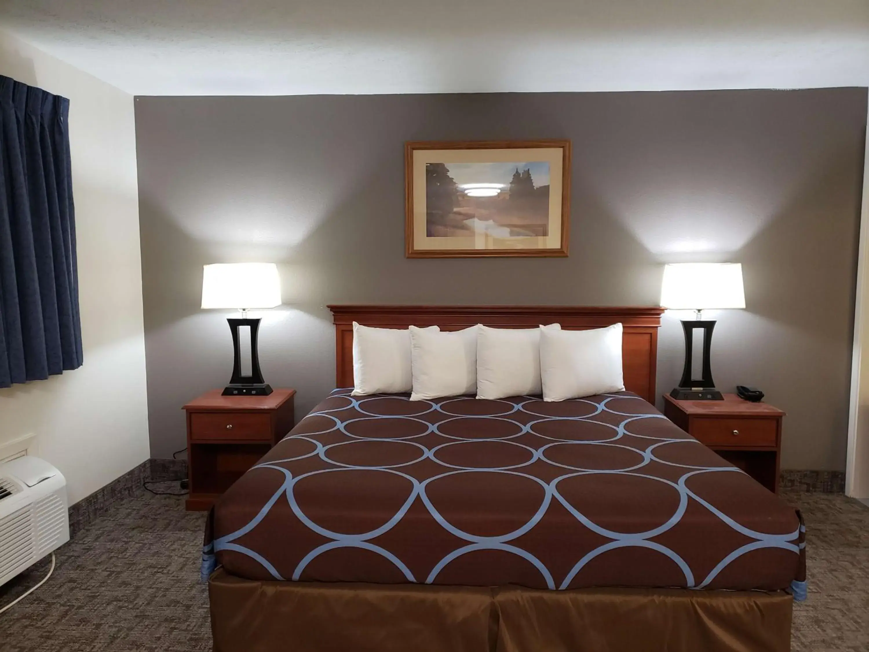 Photo of the whole room, Bed in SureStay Plus Hotel by Best Western Grand Island Photo of the whole room, Bed in SureStay Plus Hotel by Best Western Grand Island