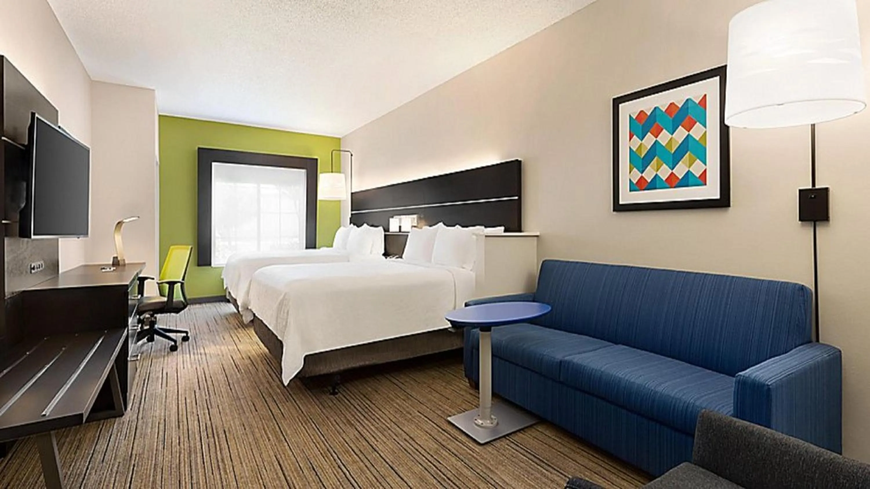 Bedroom, Bed in Holiday Inn Express and Suites Pryor by IHG