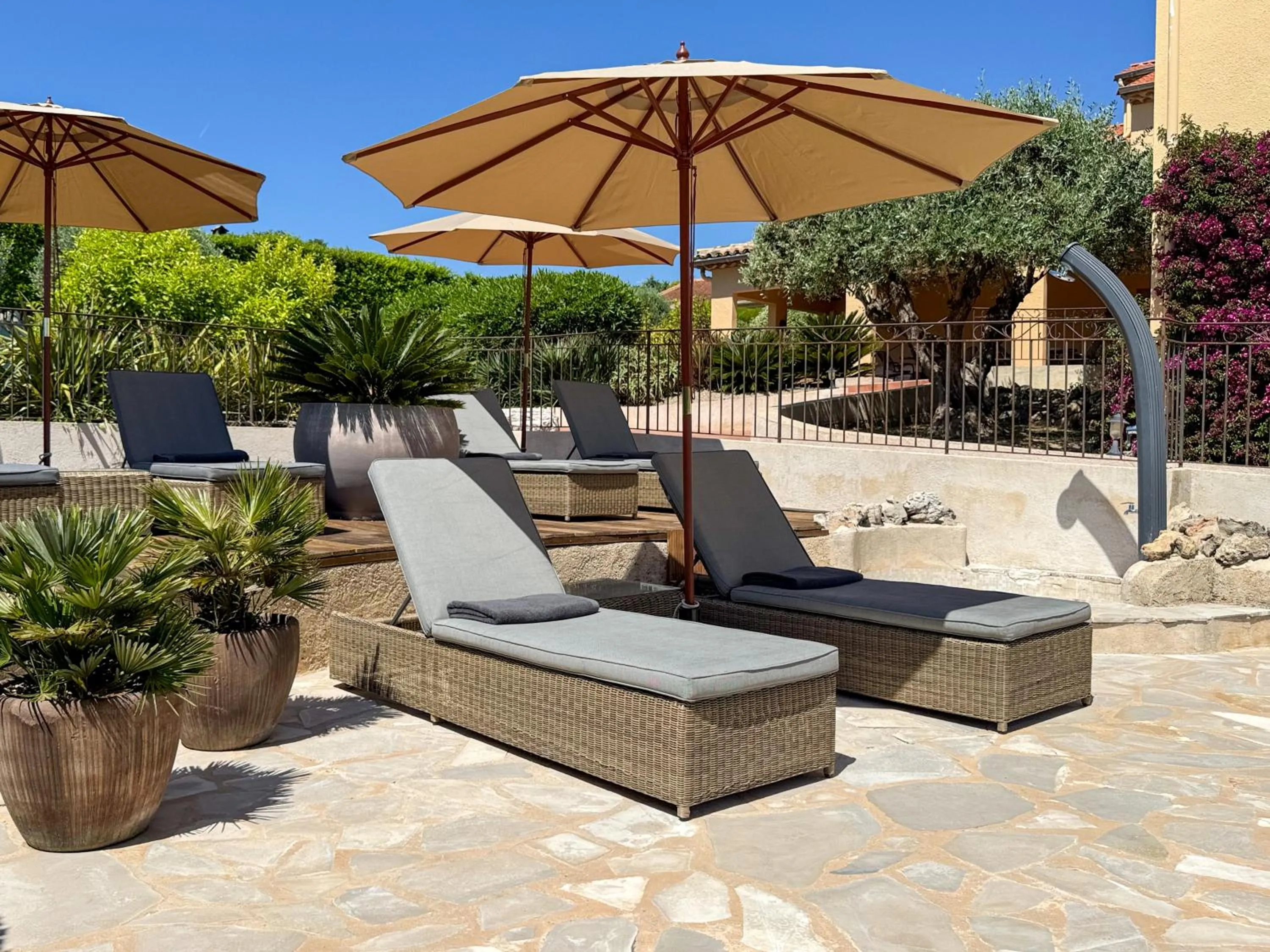 Swimming pool in Hotel Marc-Hely