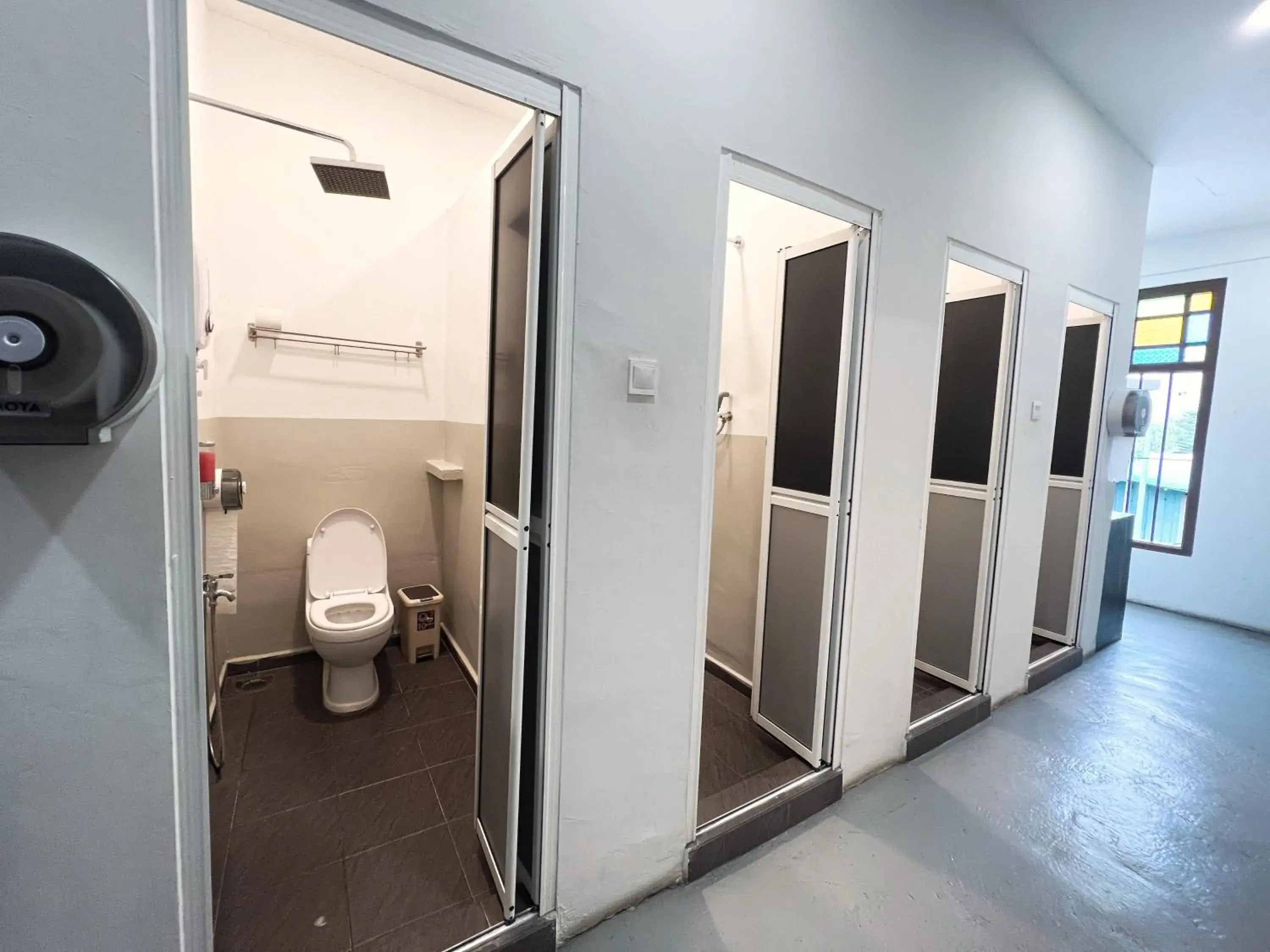 Bathroom in Sleep Here Hostel, Melaka Bathroom in Sleep Here Hostel, Melaka