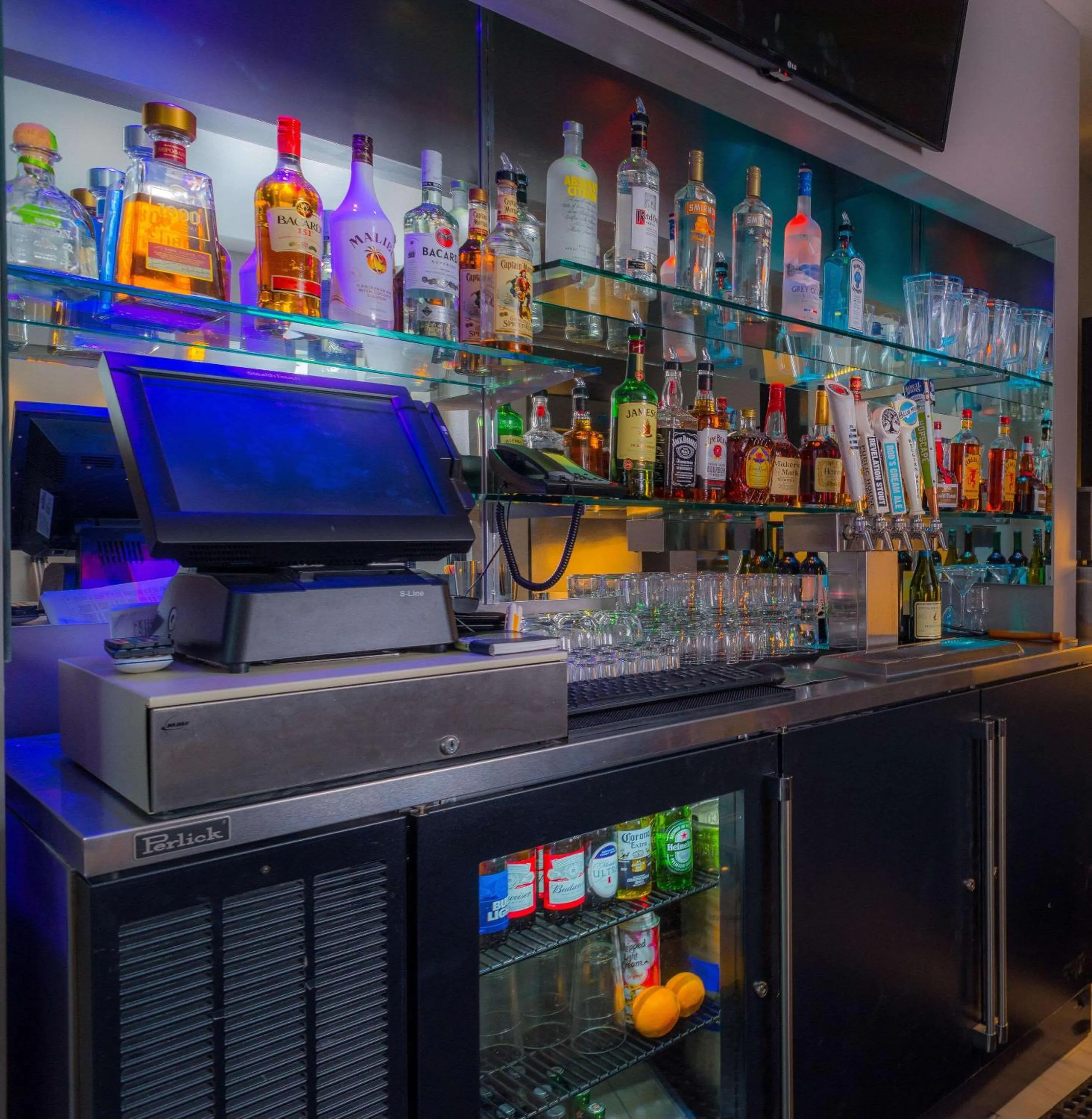 Restaurant/places to eat in Studio Z, an Ascend Collection Hotel