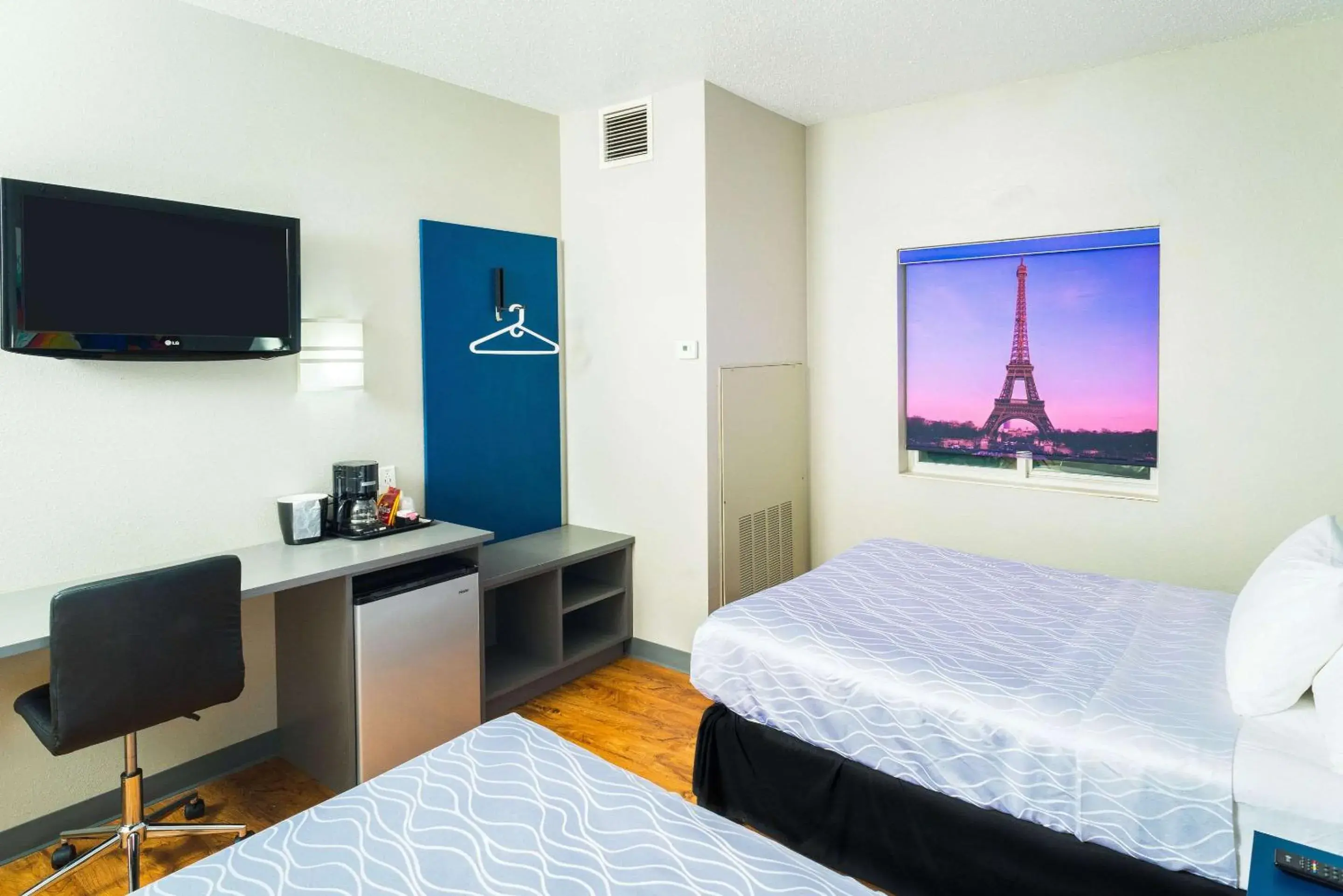 Bedroom, Bed in Studio Z, an Ascend Collection Hotel Bedroom, Bed in Studio Z, an Ascend Collection Hotel