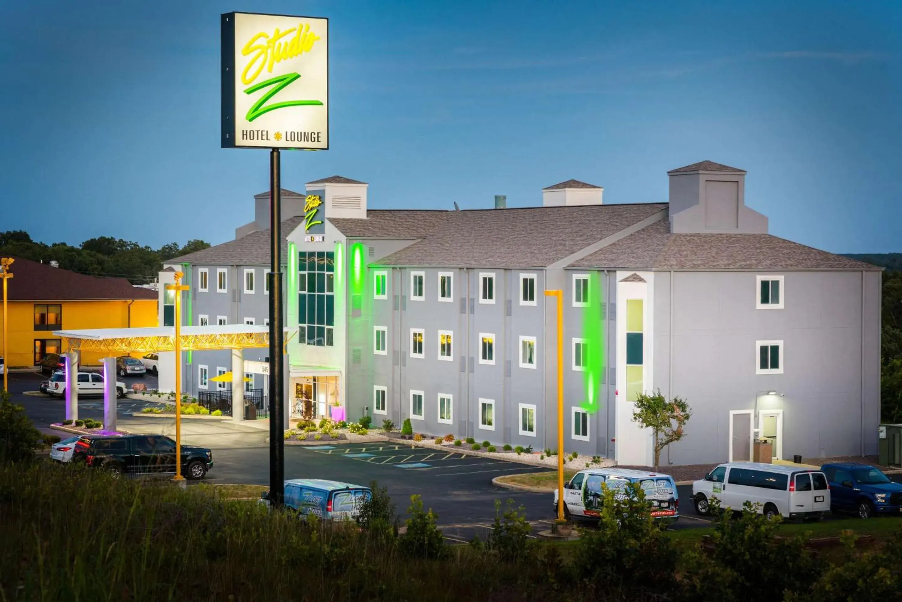 Property building in Studio Z, an Ascend Collection Hotel Property building in Studio Z, an Ascend Collection Hotel