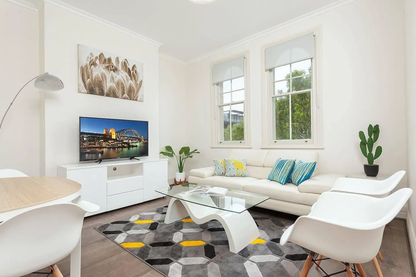STUNNING SYDNEY HOME 6
