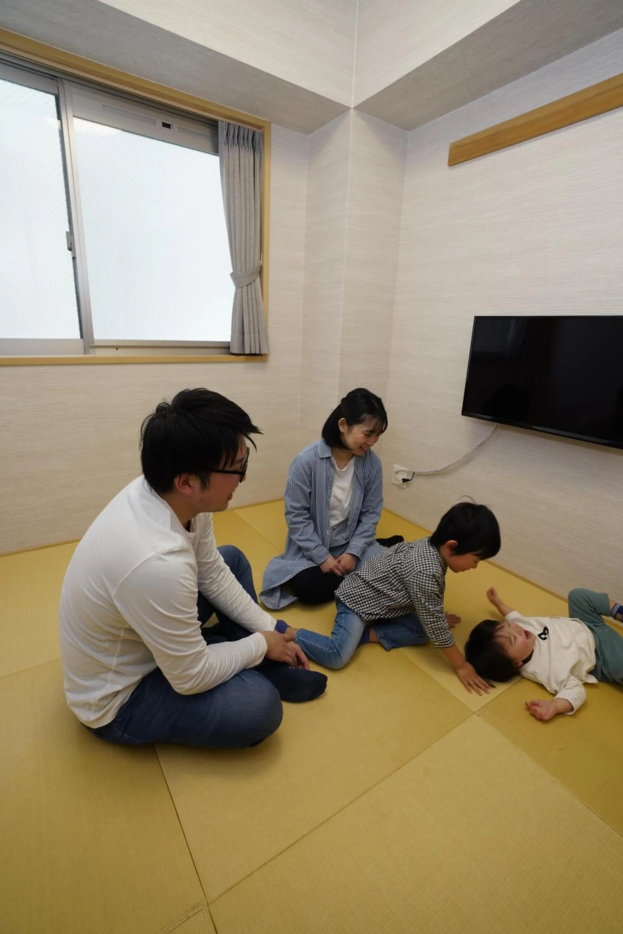 group of guests in GLANZ KEI Kyoto Station