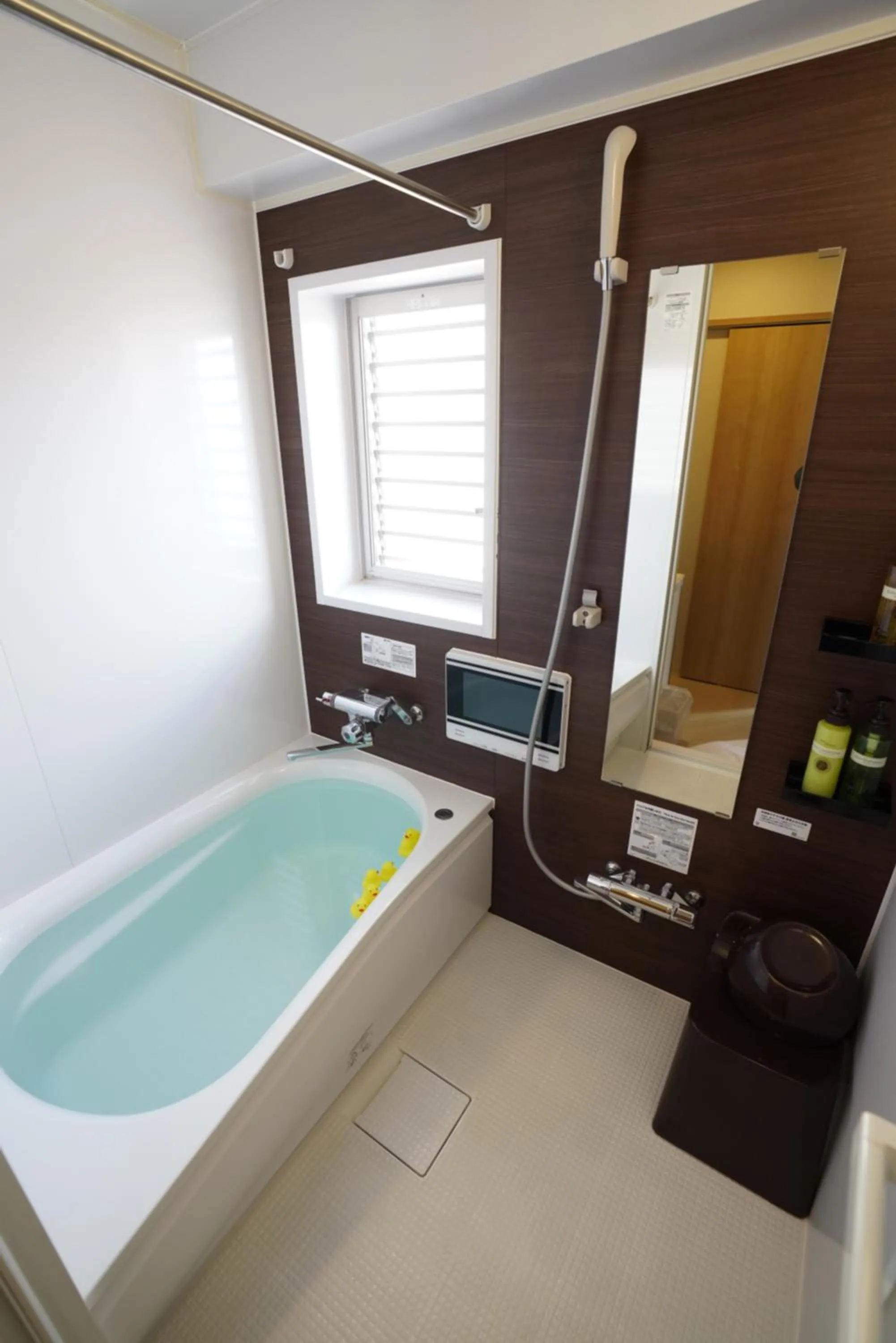 Shower in GLANZ KEI Kyoto Station