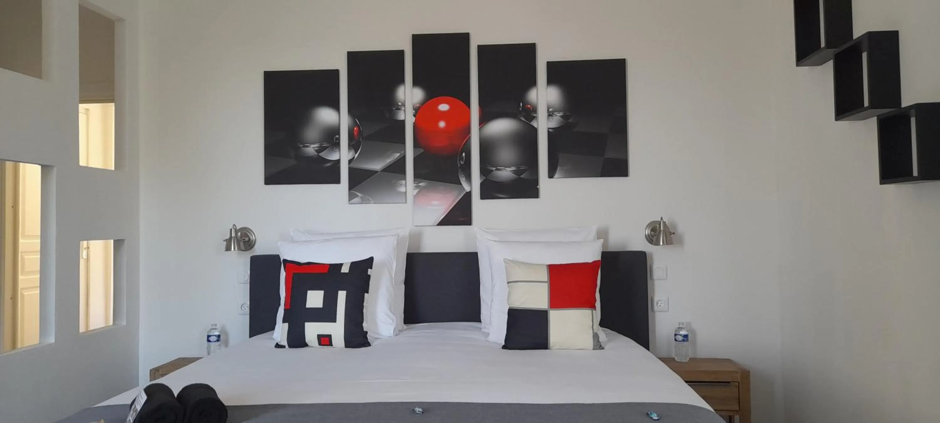 Bedroom in La Garenne