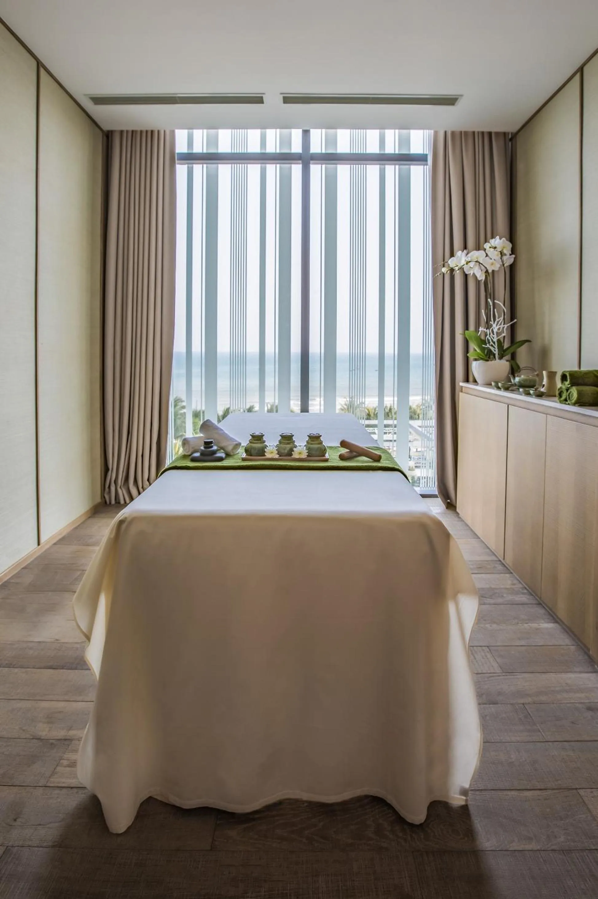 Massage, Bed in Prince Hotel Da Nang - Formerly Sel de Mer Hotel & Suites