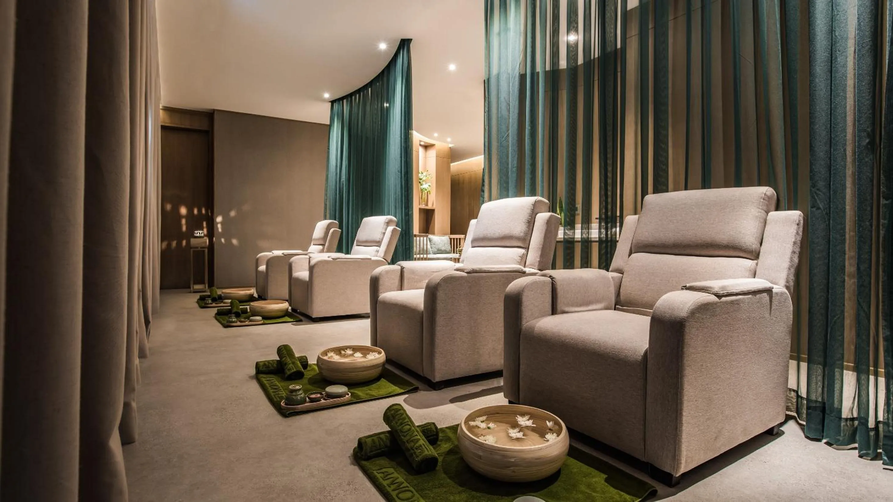 Massage in Prince Hotel Da Nang - Formerly Sel de Mer Hotel & Suites