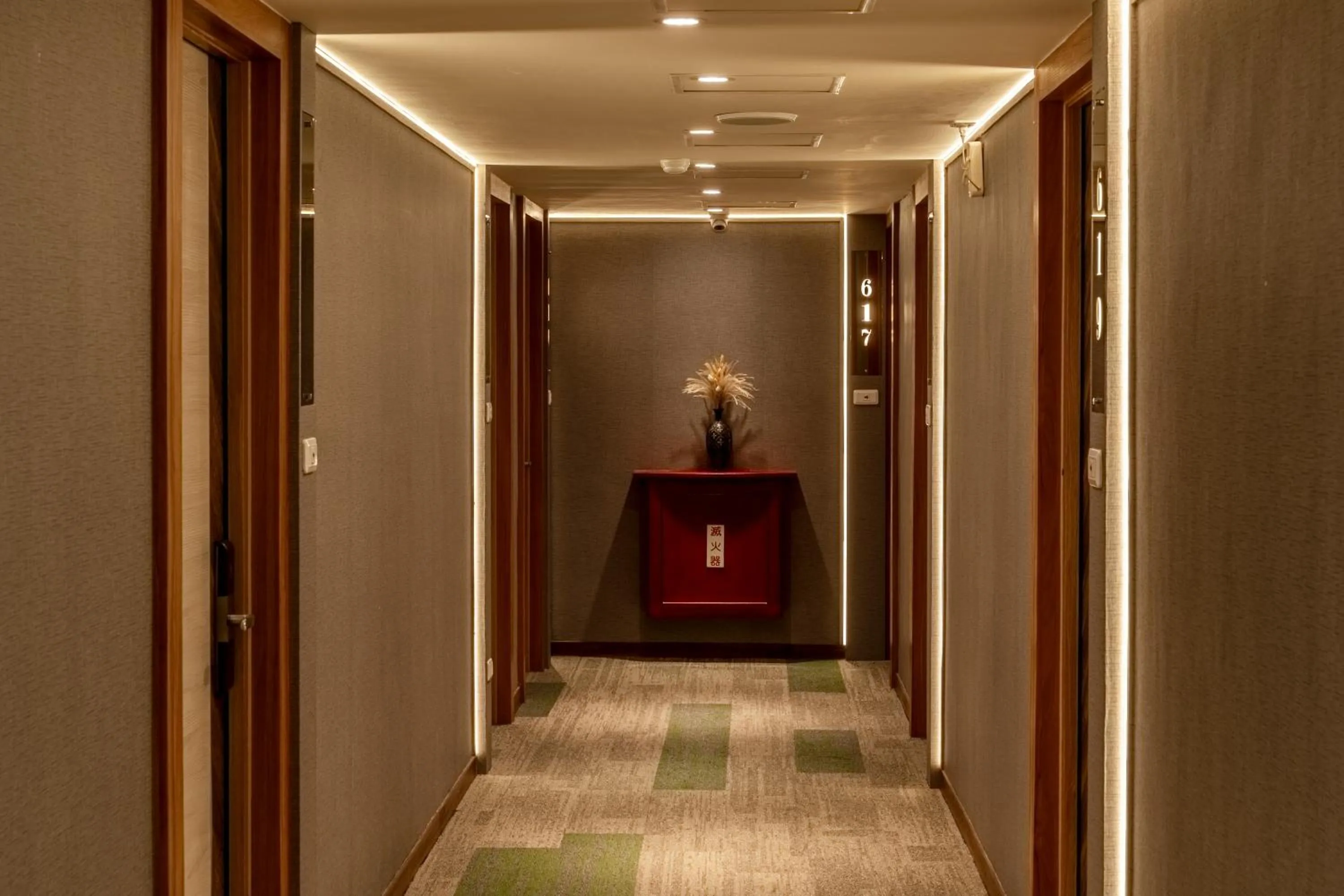 Decorative detail in Chillax Inn 知樂愛河館