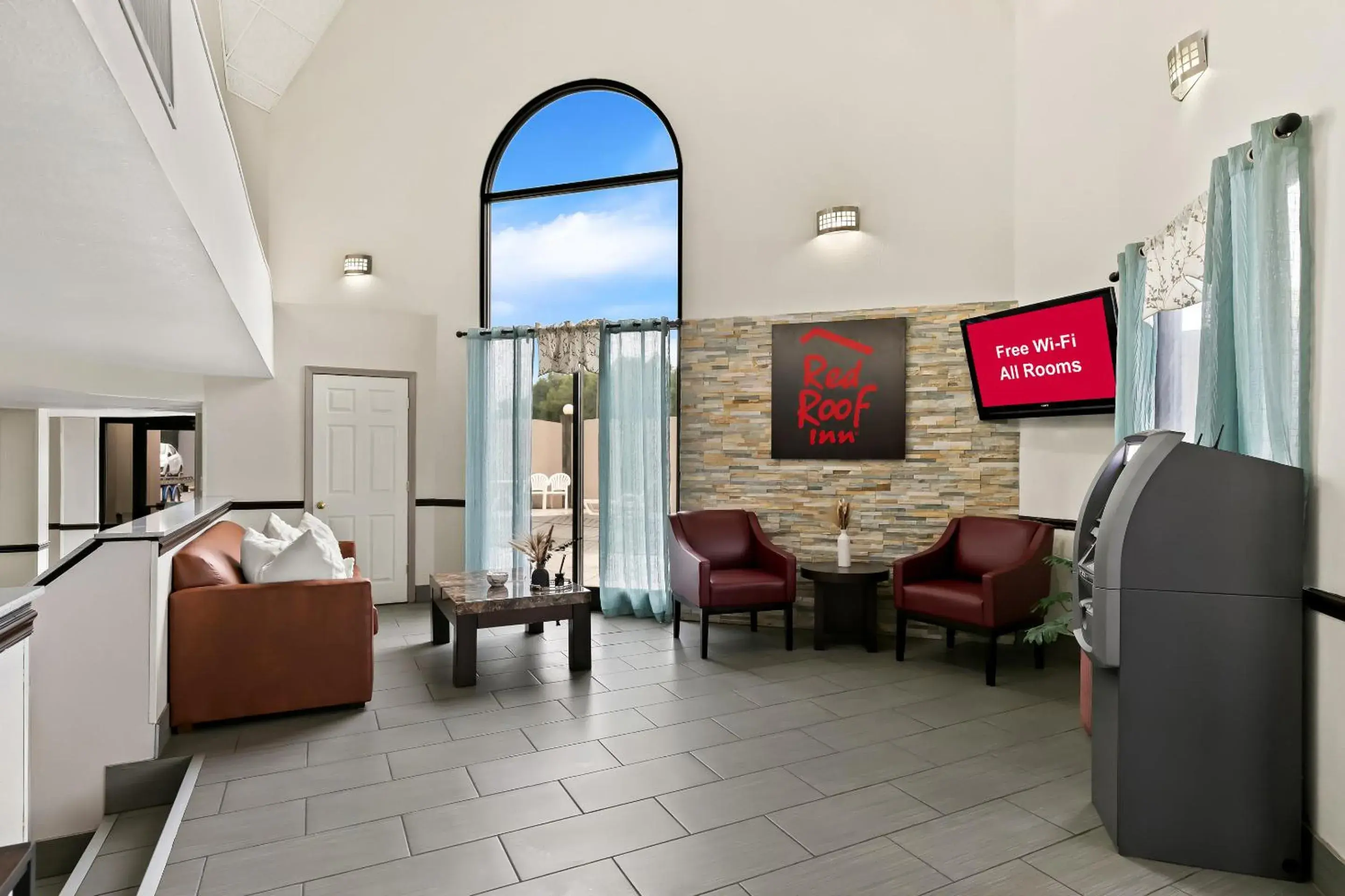 Lobby or reception in Red Roof Inn & Suites Duncan Lobby or reception in Red Roof Inn & Suites Duncan