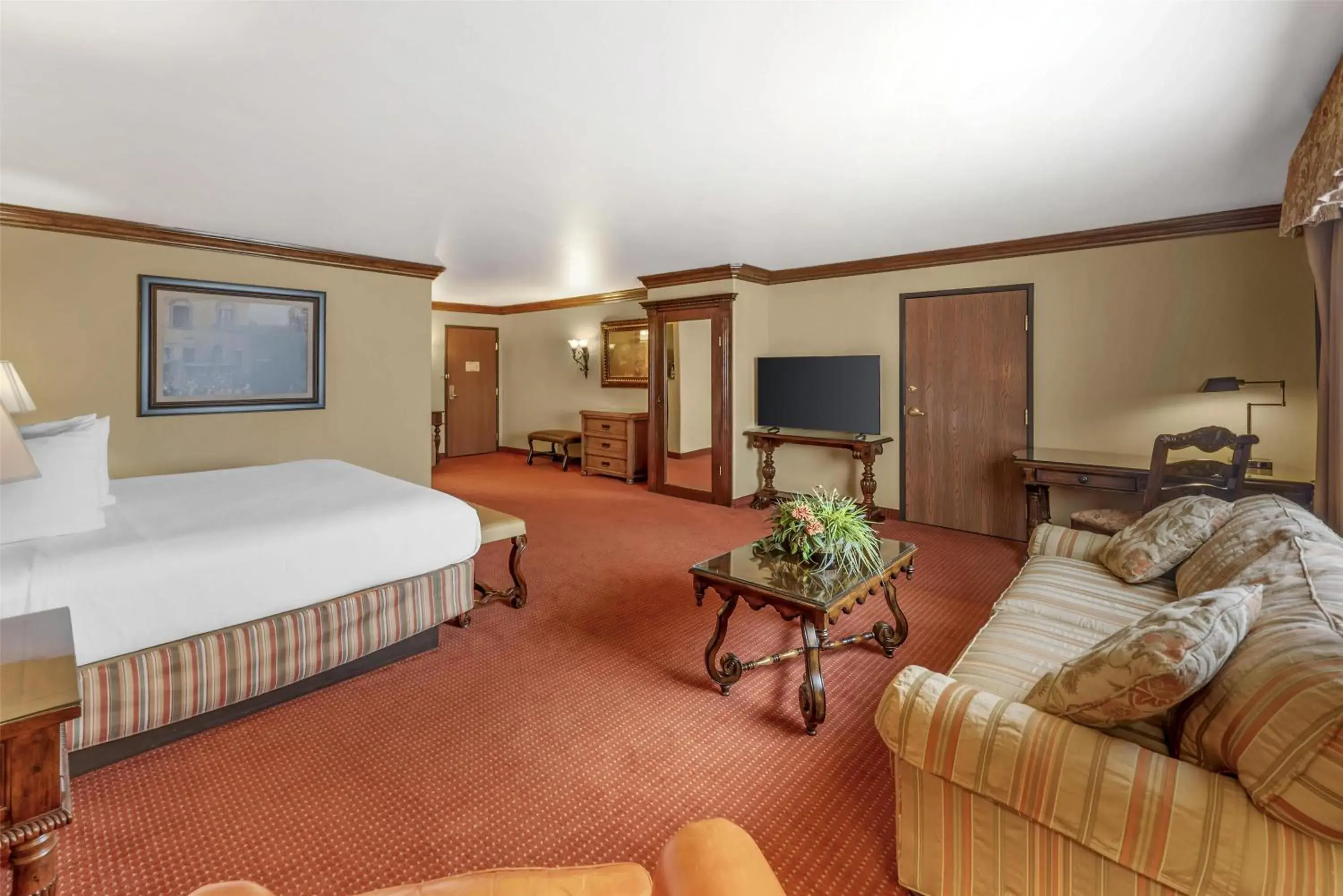 Photo of the whole room, Bed in Best Western San Isidro Inn Photo of the whole room, Bed in Best Western San Isidro Inn