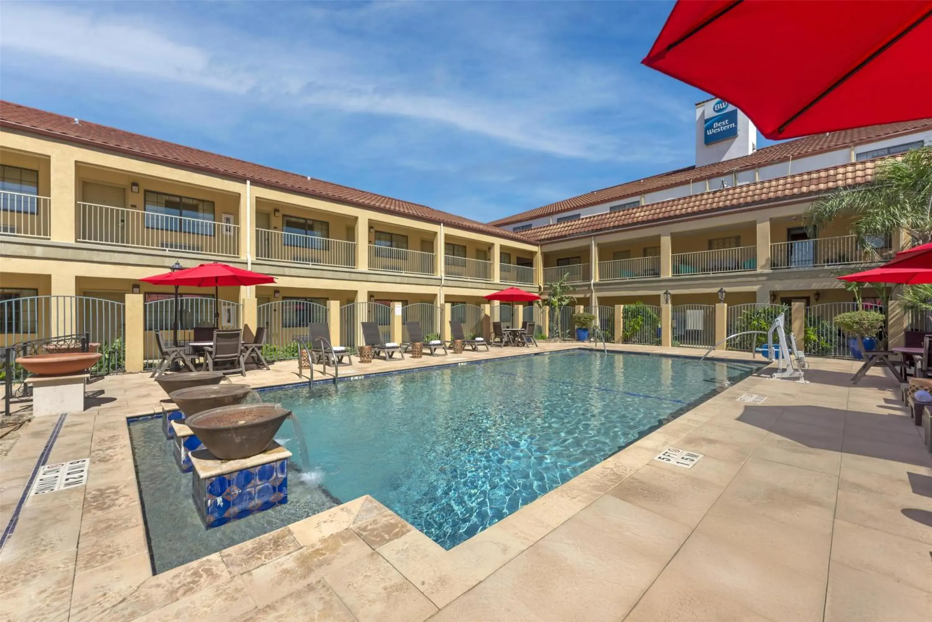 Pool view in Best Western San Isidro Inn Pool view in Best Western San Isidro Inn