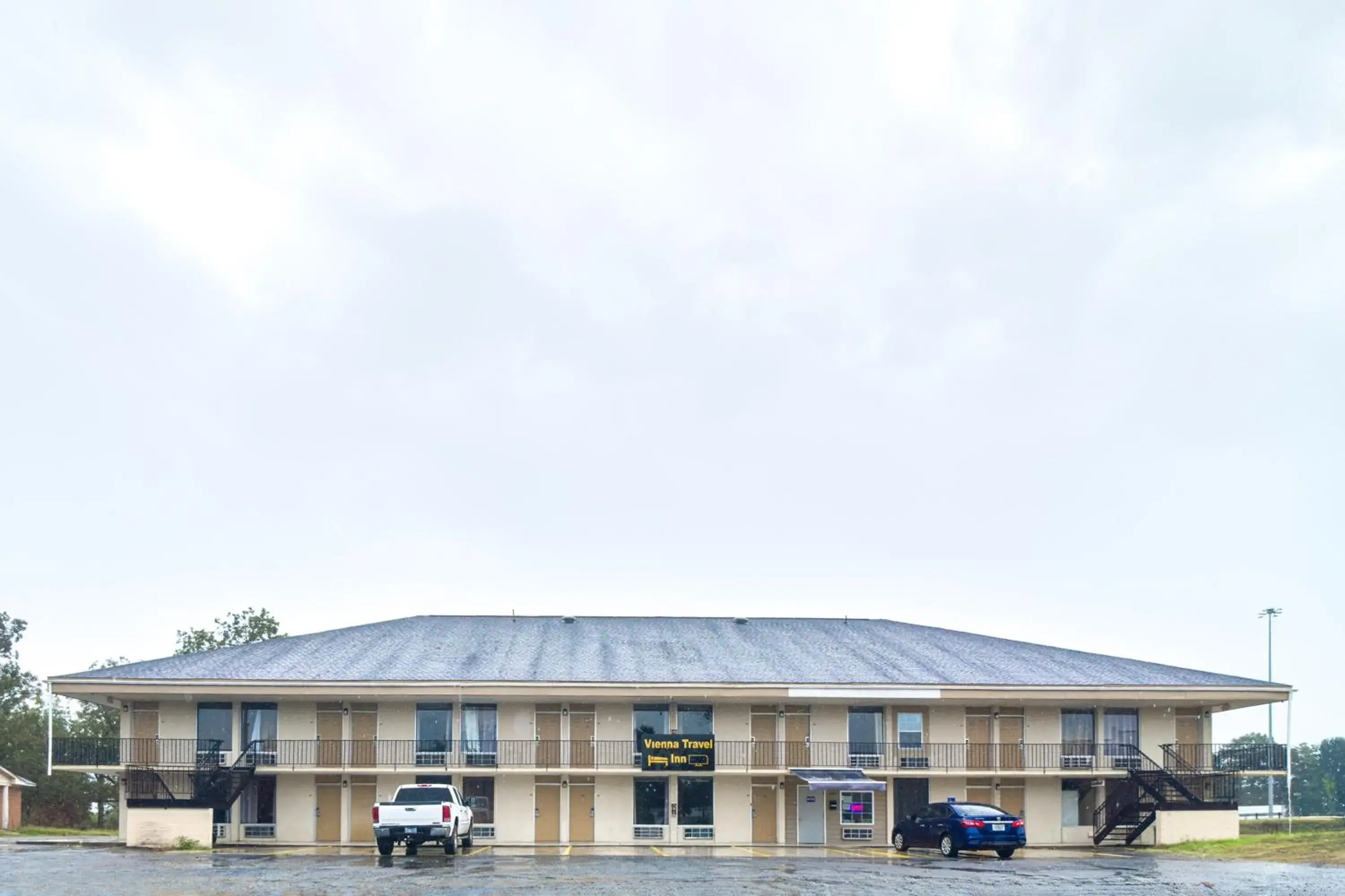 Property building in OYO Hotel Vienna I-75 Property building in OYO Hotel Vienna I-75