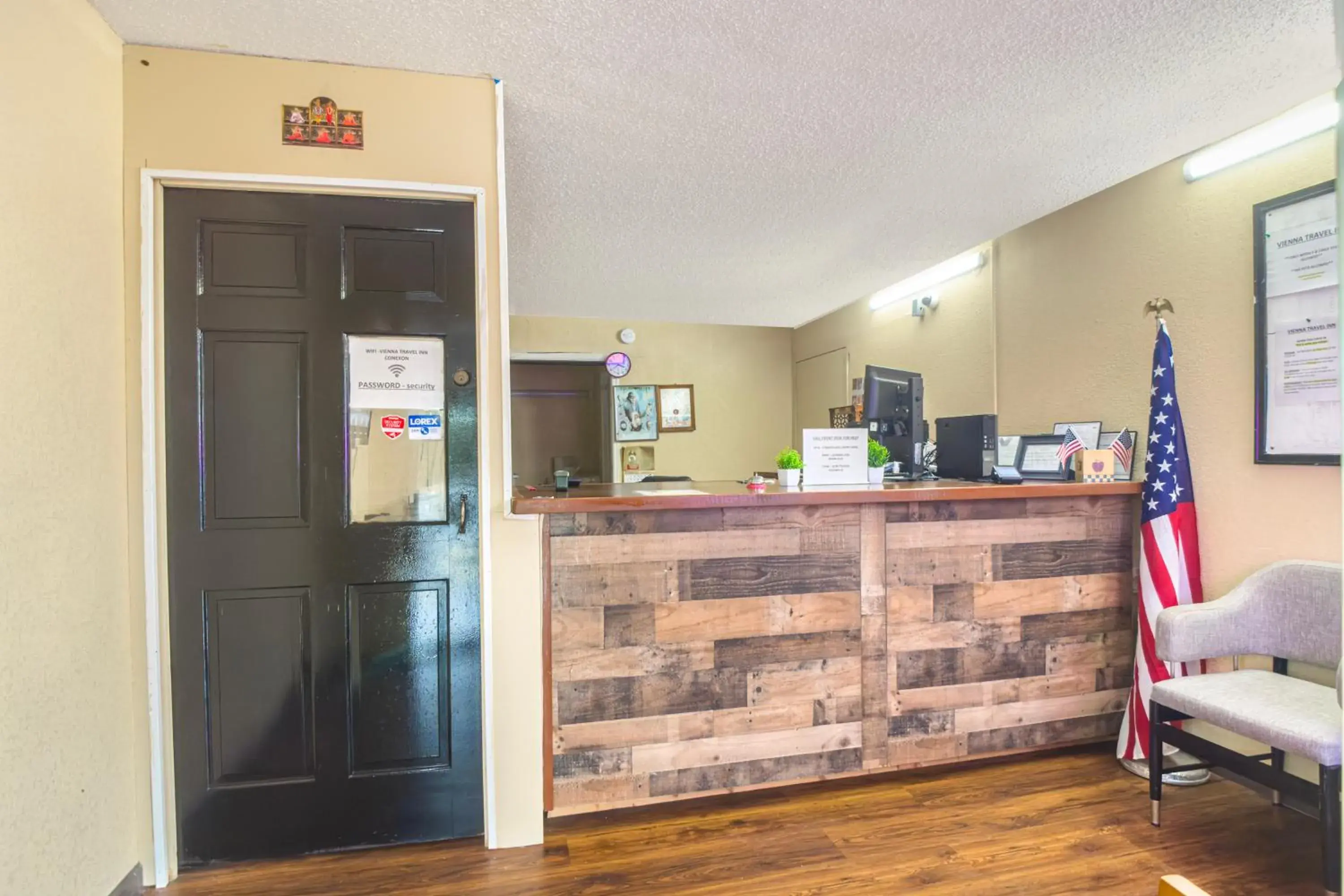 Lobby or reception in OYO Hotel Vienna I-75 Lobby or reception in OYO Hotel Vienna I-75