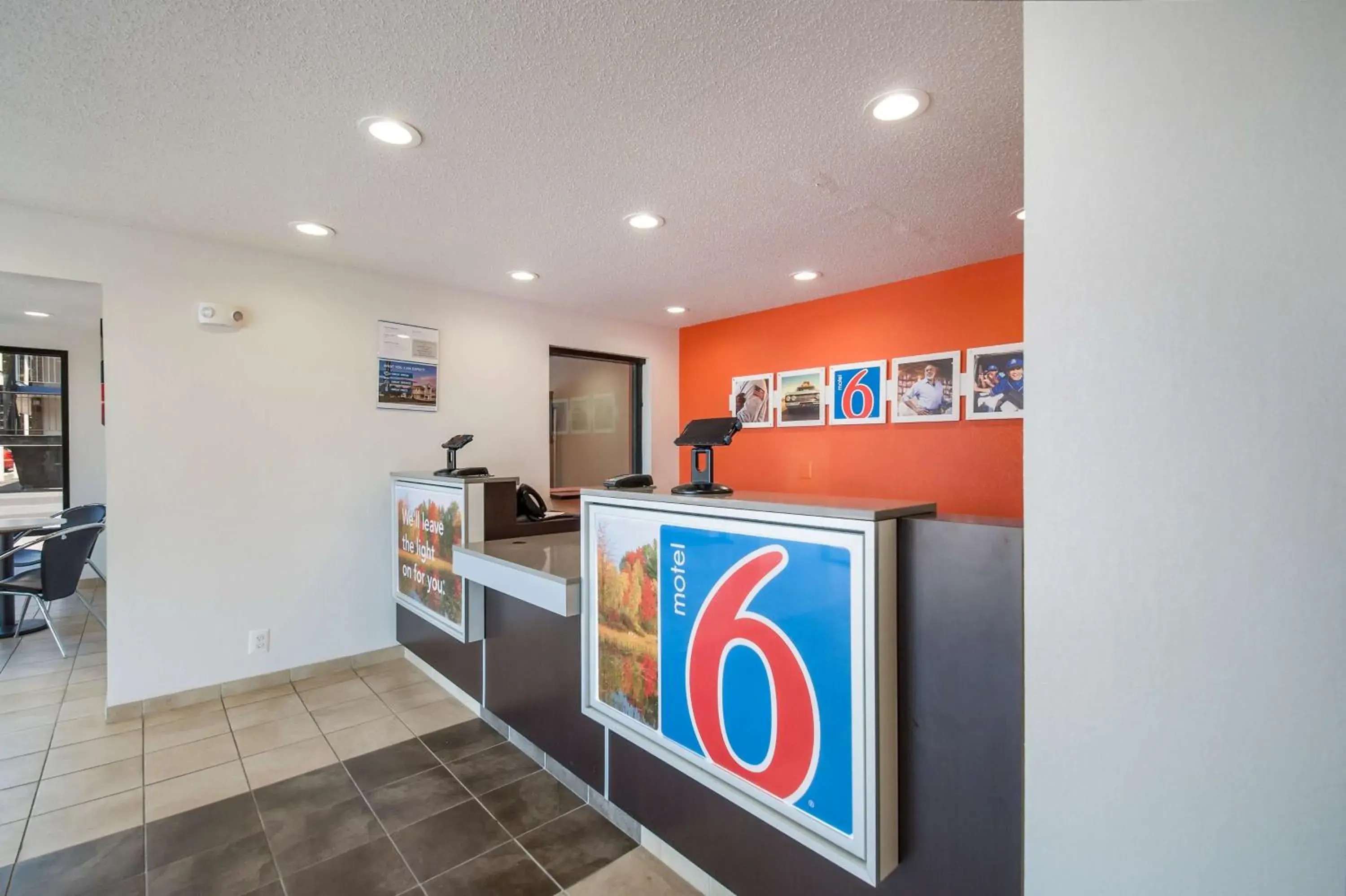 Lobby or reception in Motel 6-Odenton, MD - Fort Meade Lobby or reception in Motel 6-Odenton, MD - Fort Meade