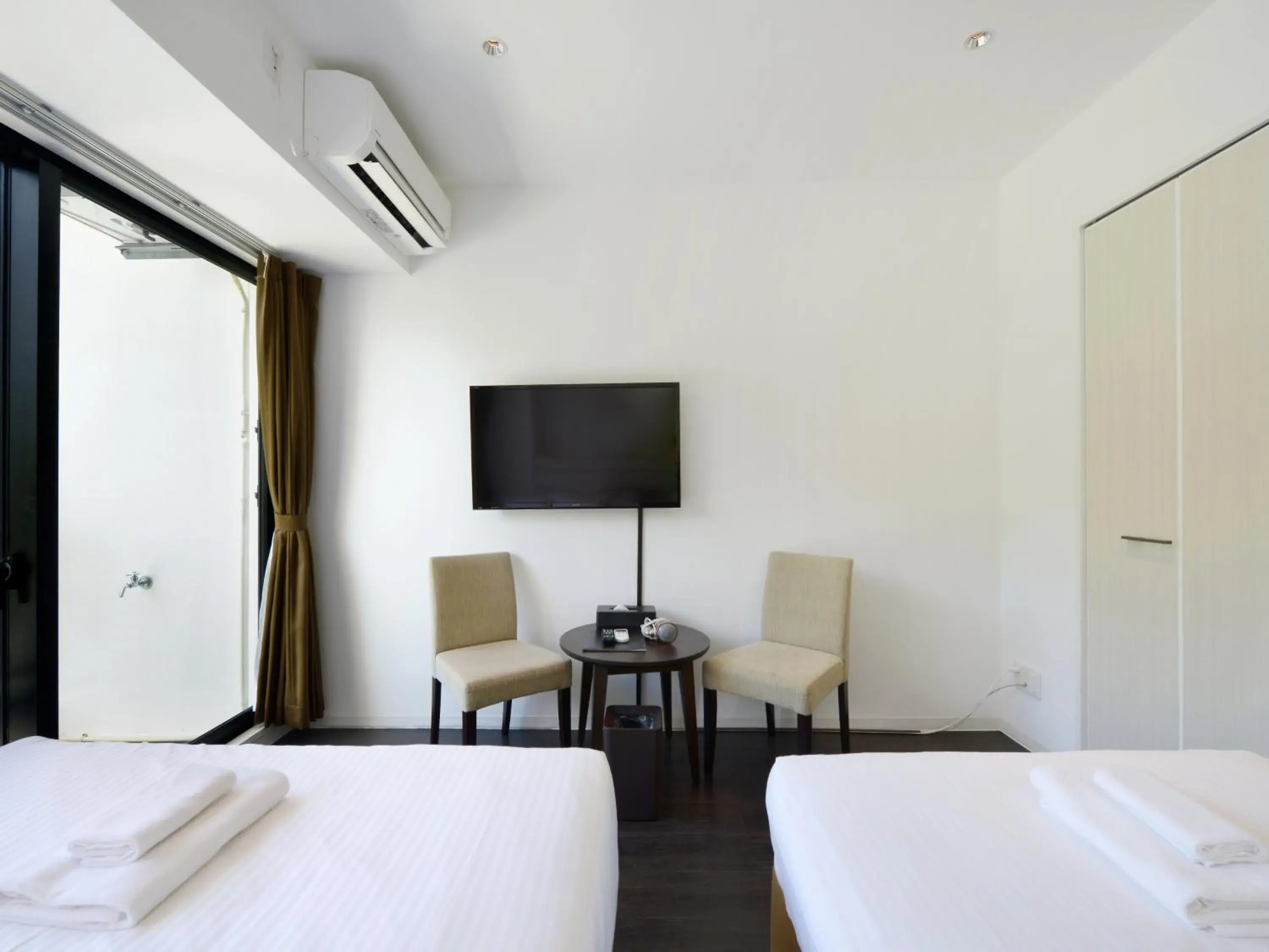 Standard Twin Room - single occupancy in Karry CONDO CHURAUMI Standard Twin Room - single occupancy in Karry CONDO CHURAUMI
