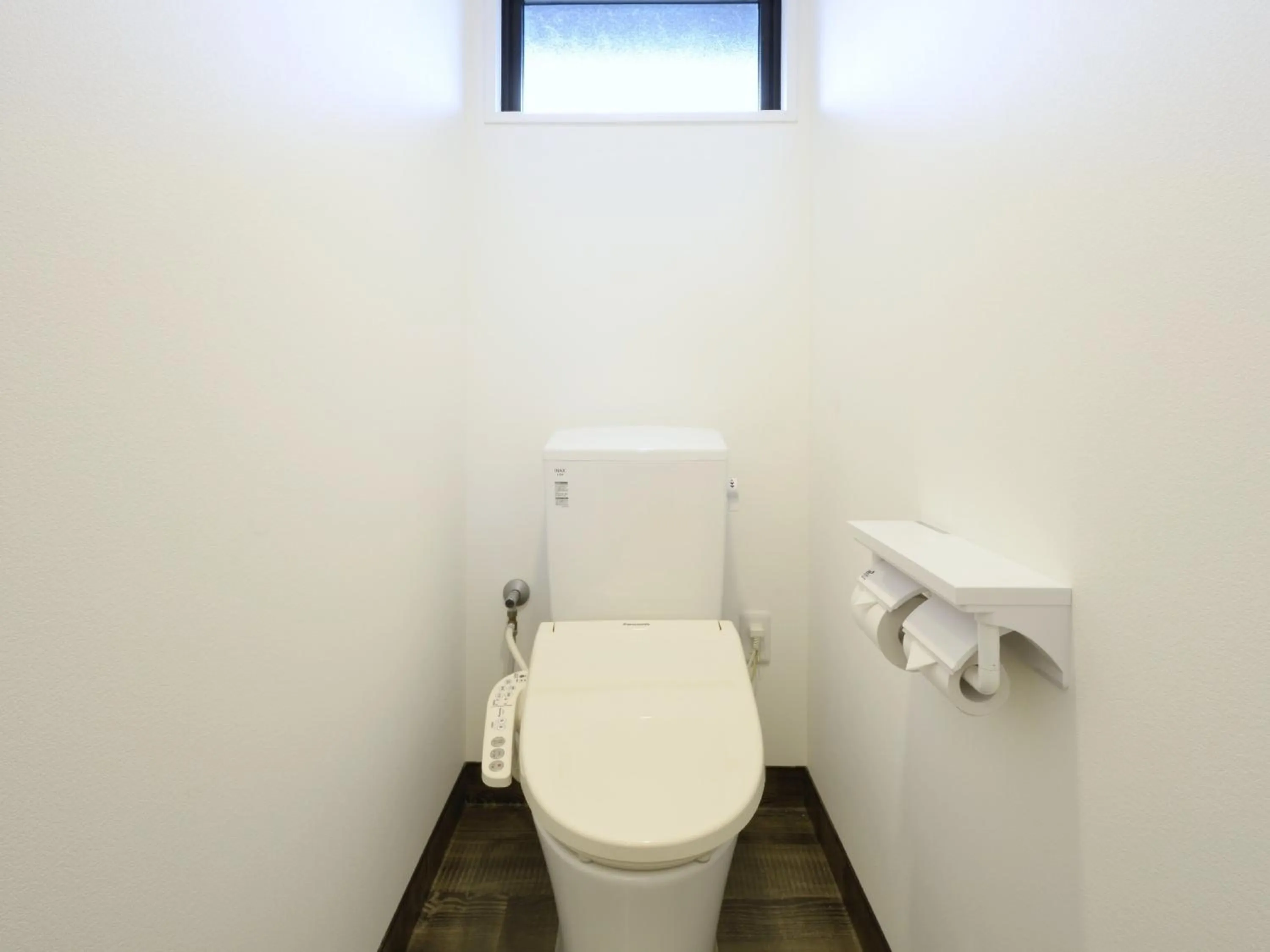 Toilet in Karry CONDO CHURAUMI