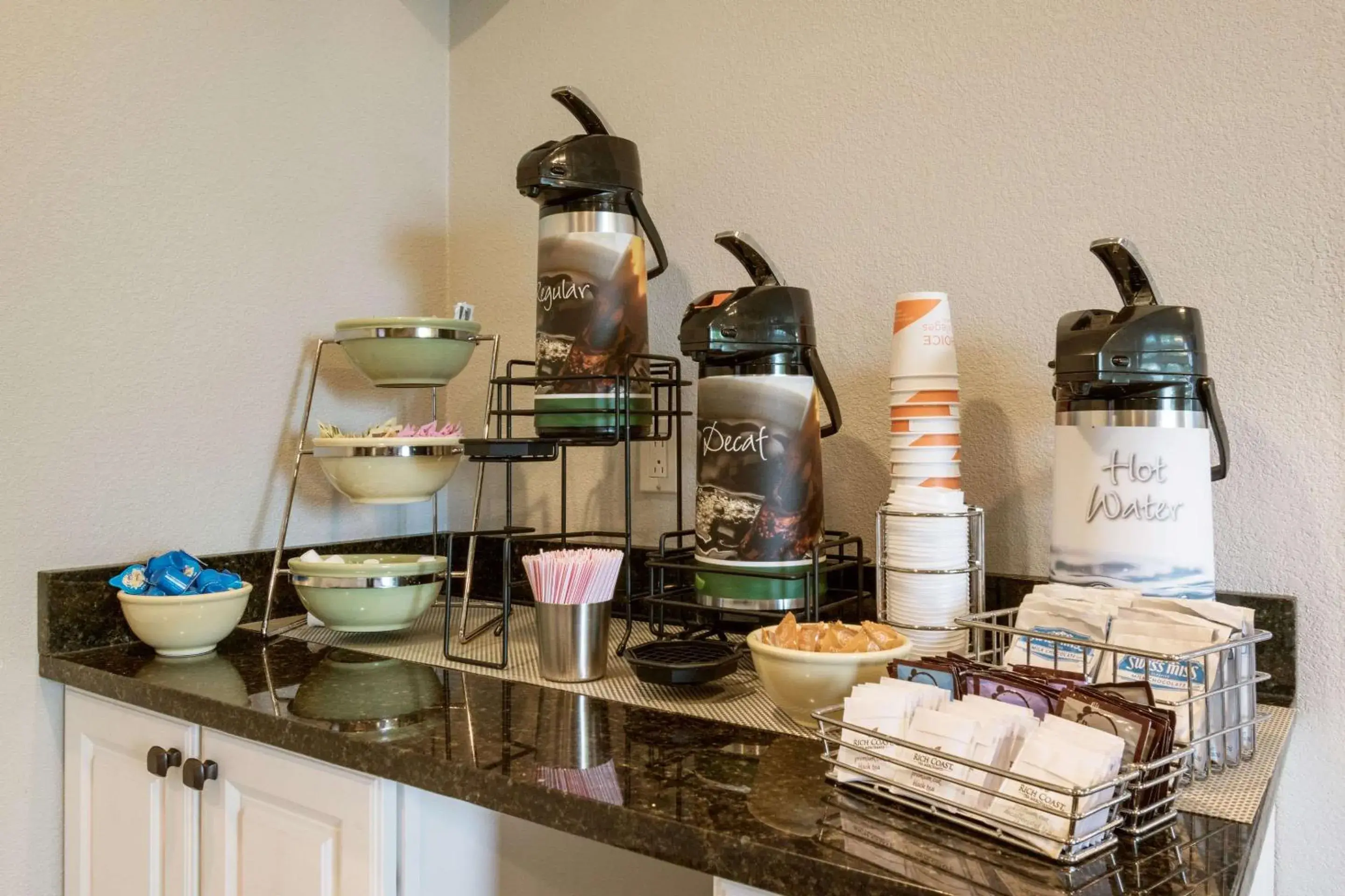 Restaurant/places to eat in Quality Inn Bloomsburg Restaurant/places to eat in Quality Inn Bloomsburg