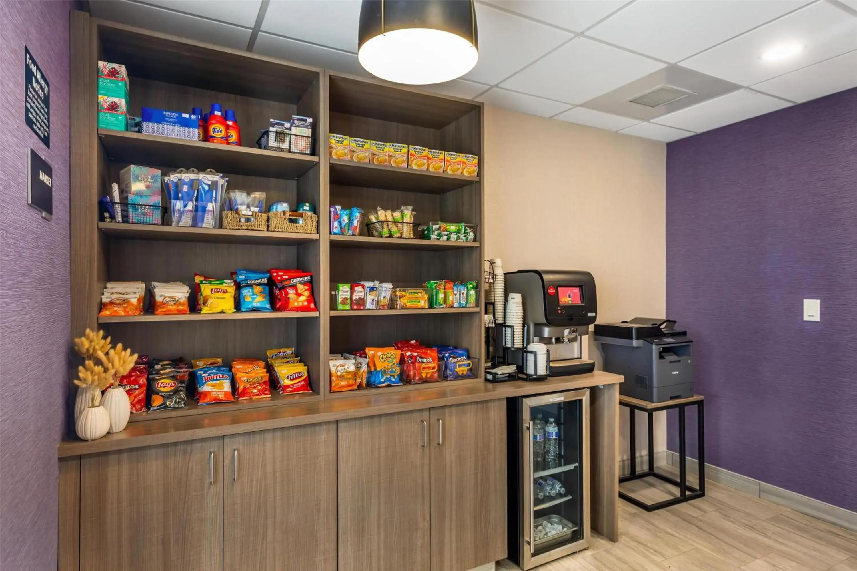 Property building in Best Western Manchester Property building in Best Western Manchester