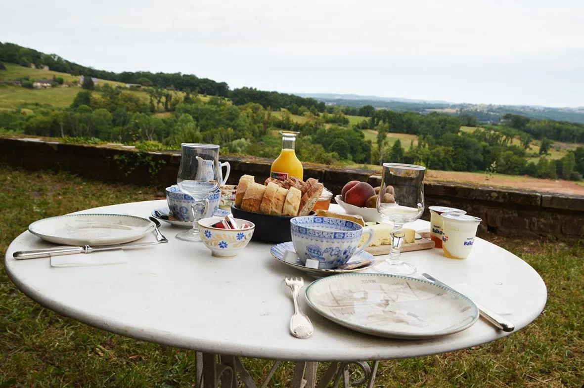 Breakfast in Chambre d'hôtes chez Johannes et Adèle