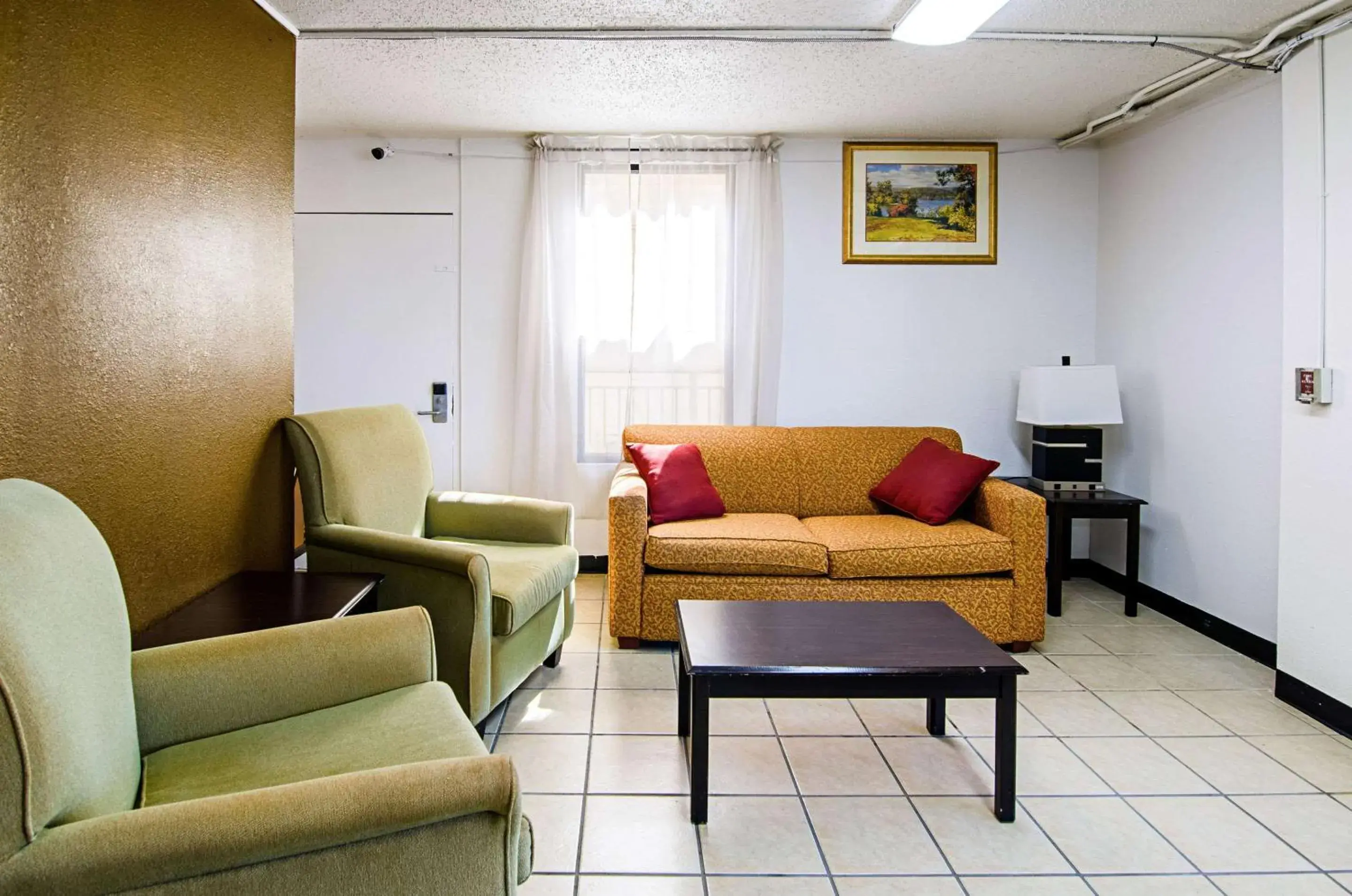 Lobby or reception, Seating Area in Travel Inn Bristol near State Street