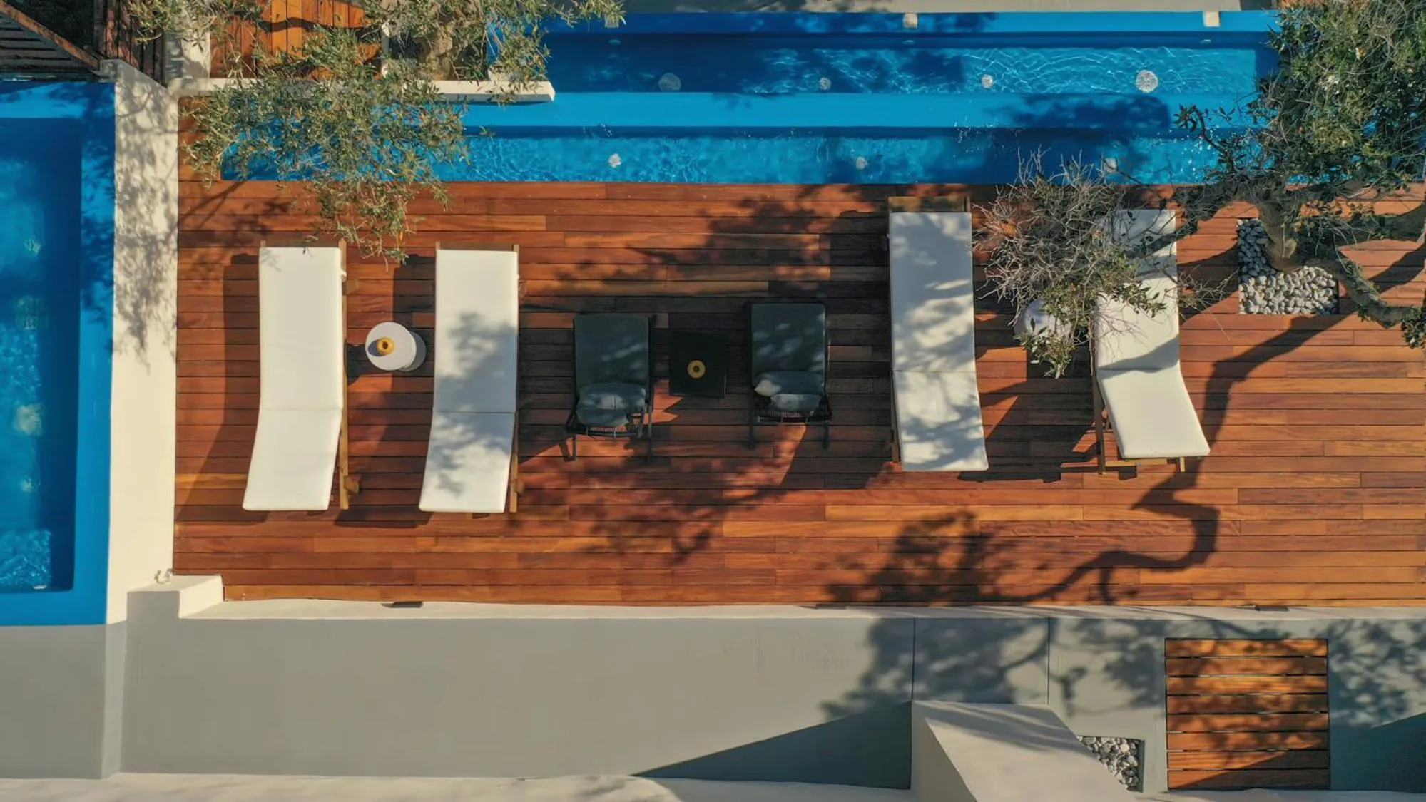 Property building in Pafsilipon Suites