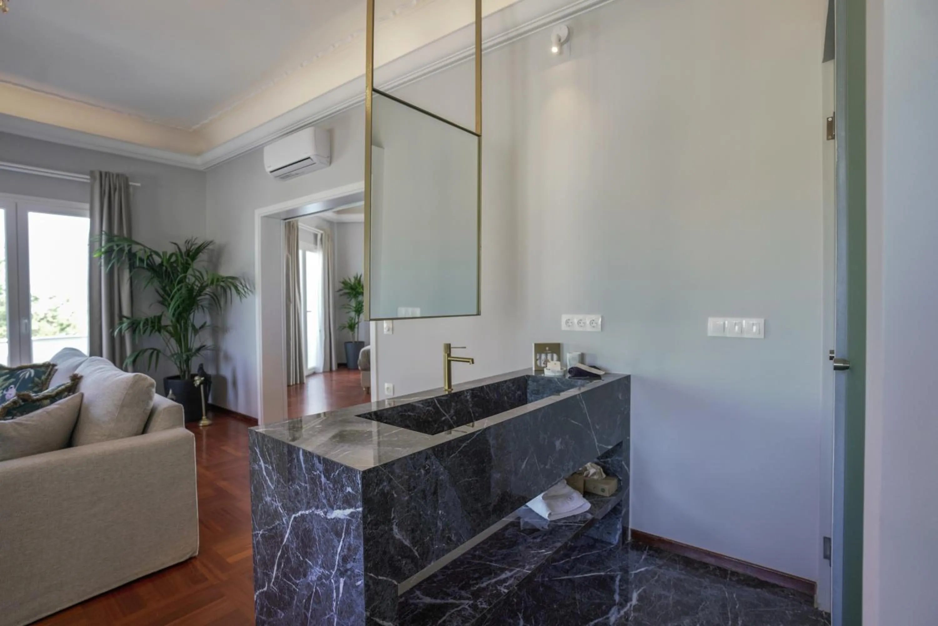 Bathroom in Pafsilipon Suites