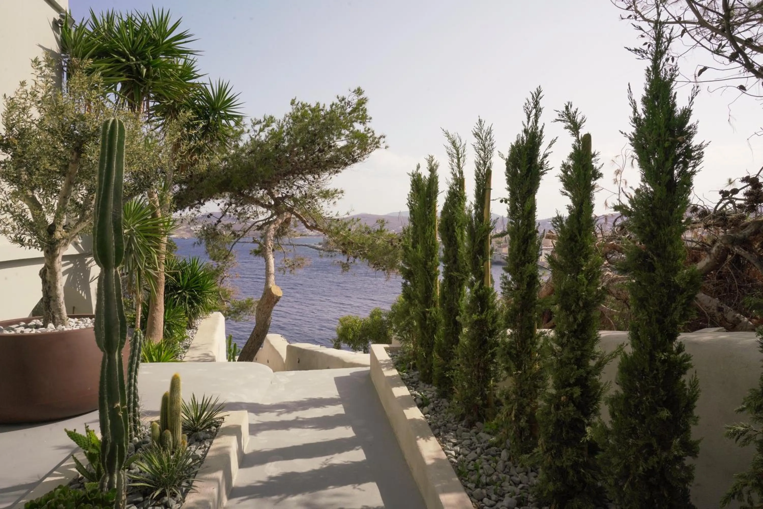 Patio in Pafsilipon Suites