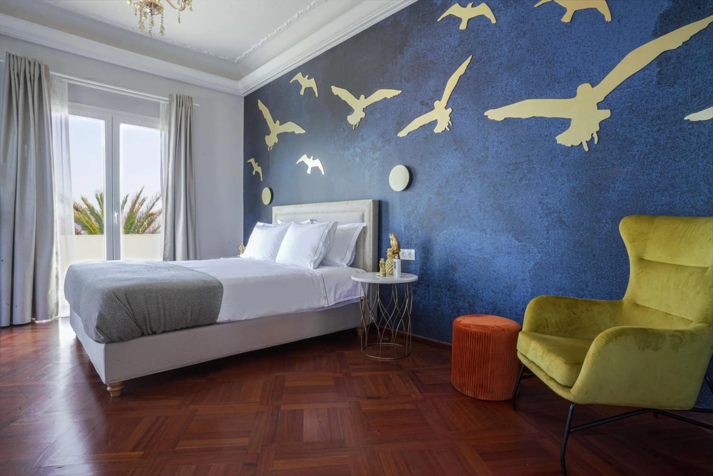 Bedroom, Bed in Pafsilipon Suites