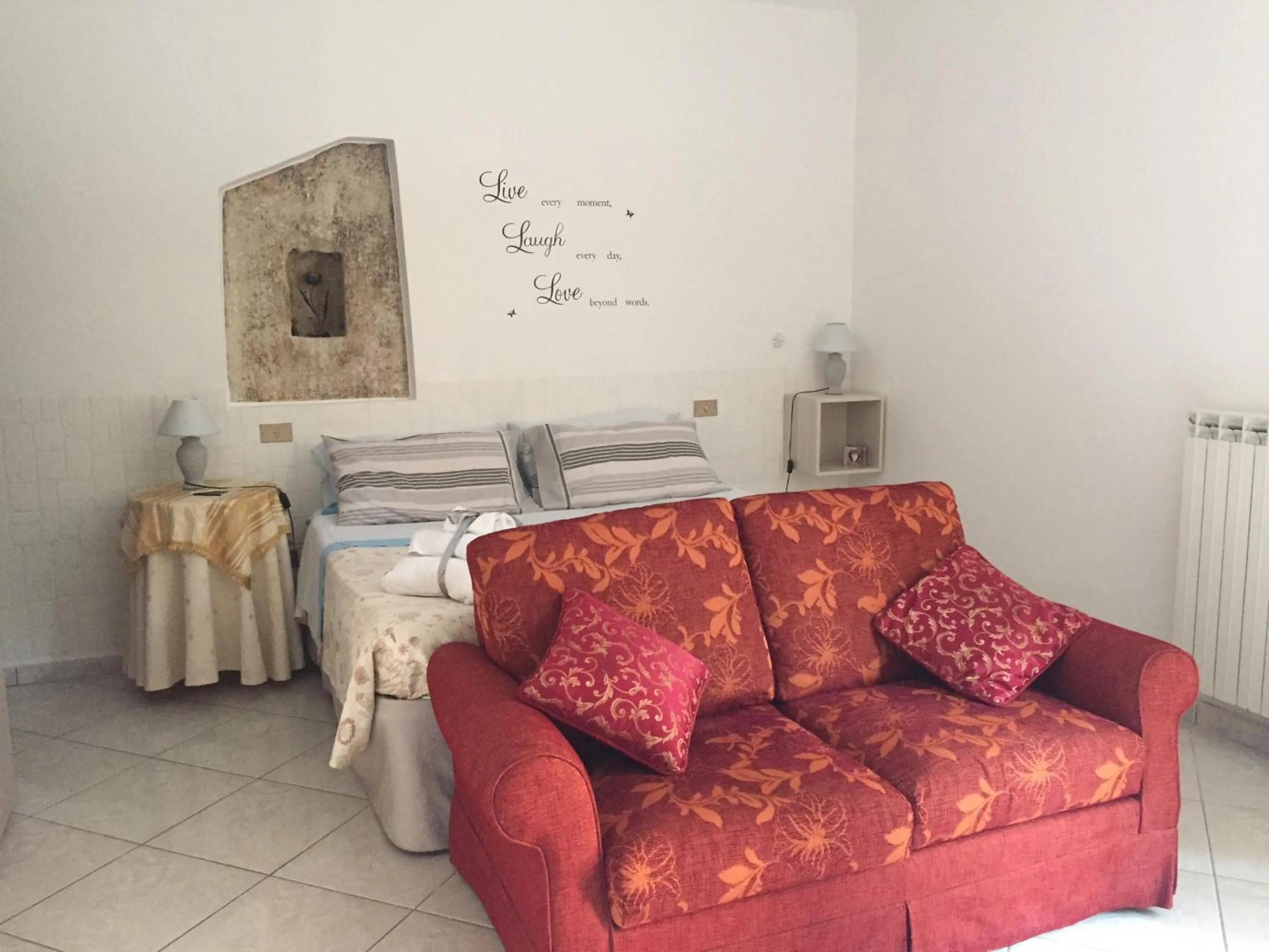 Family Room with Bath in B&B Dell'Annunziata