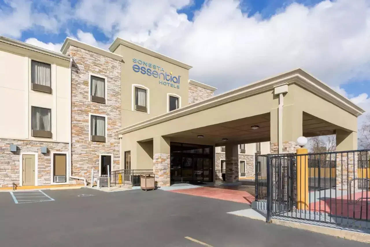 Property building in Sonesta Essential - Baton Rouge Airport Property building in Sonesta Essential - Baton Rouge Airport