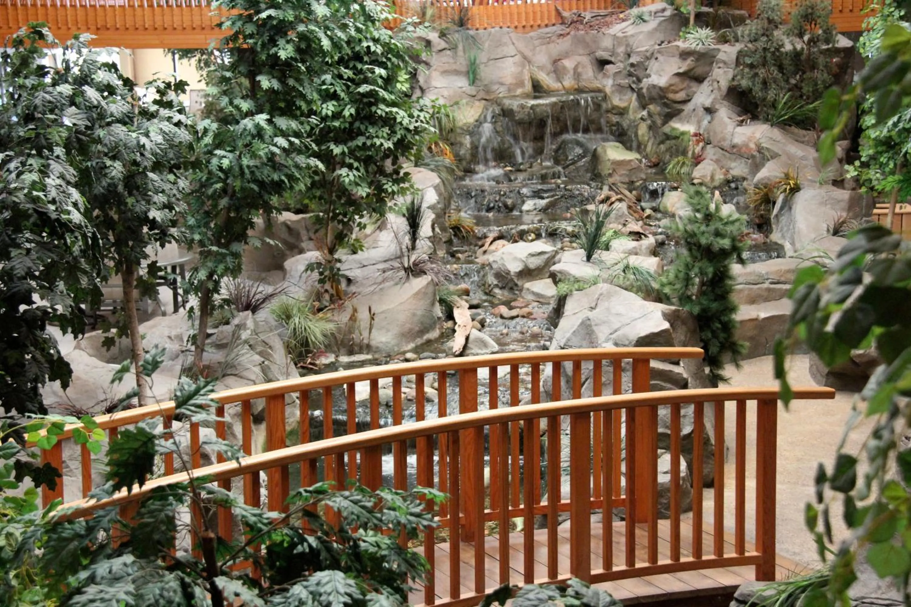 Area and facilities in C'mon Inn Grand Forks