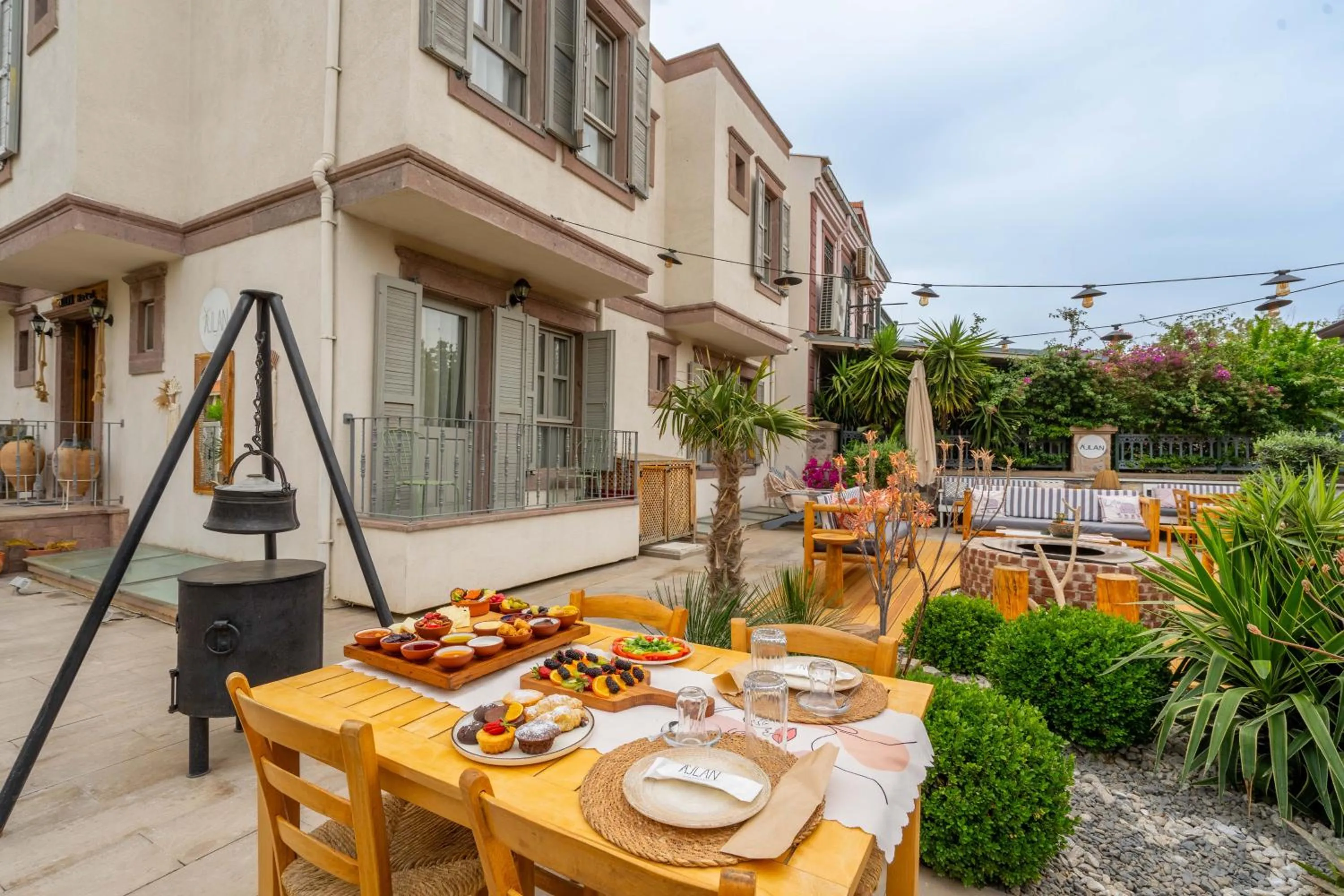 Breakfast in Ajlan Hotel Cunda