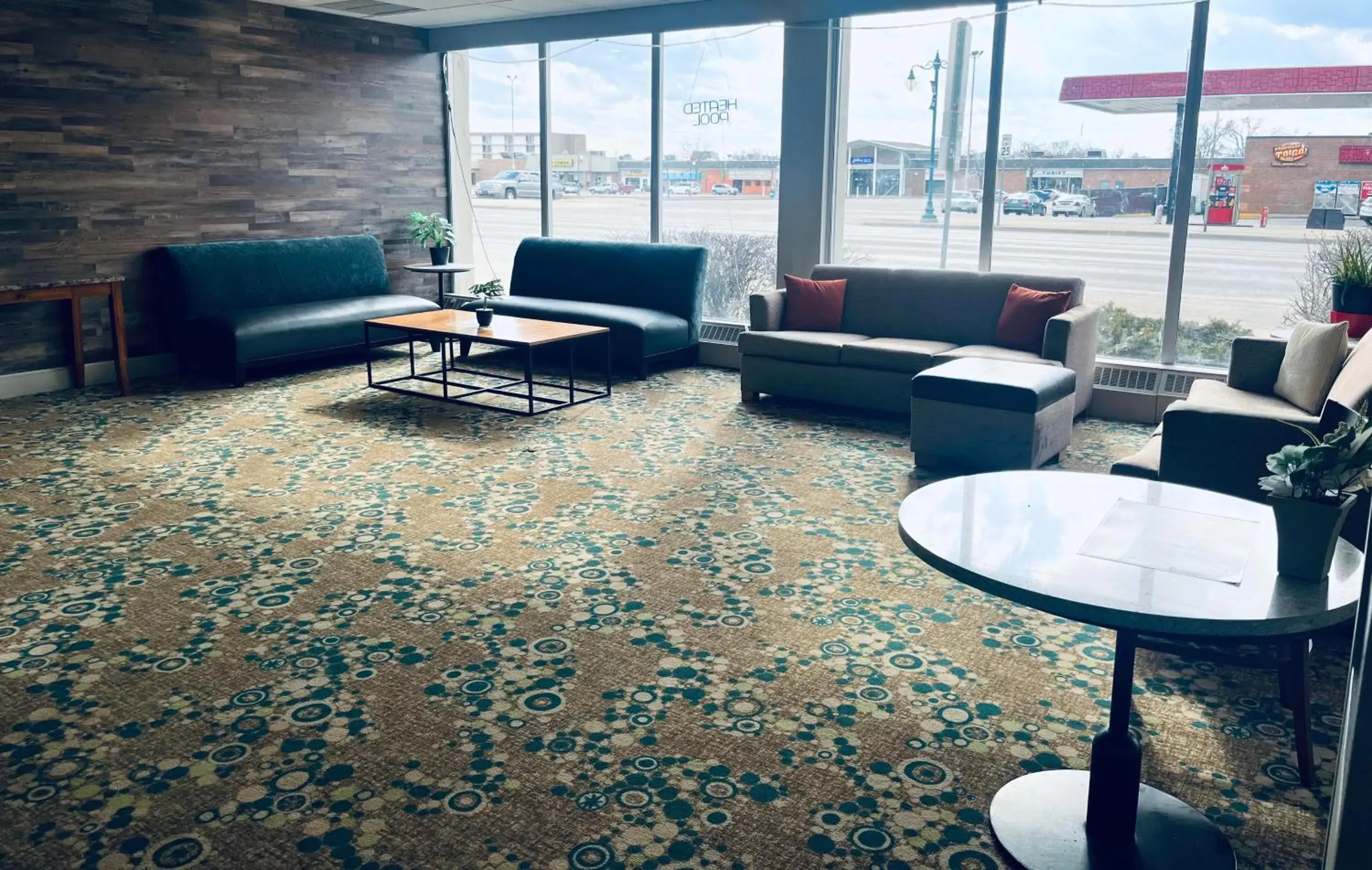 Lobby or reception in Baymont by Wyndham Keokuk Lobby or reception in Baymont by Wyndham Keokuk