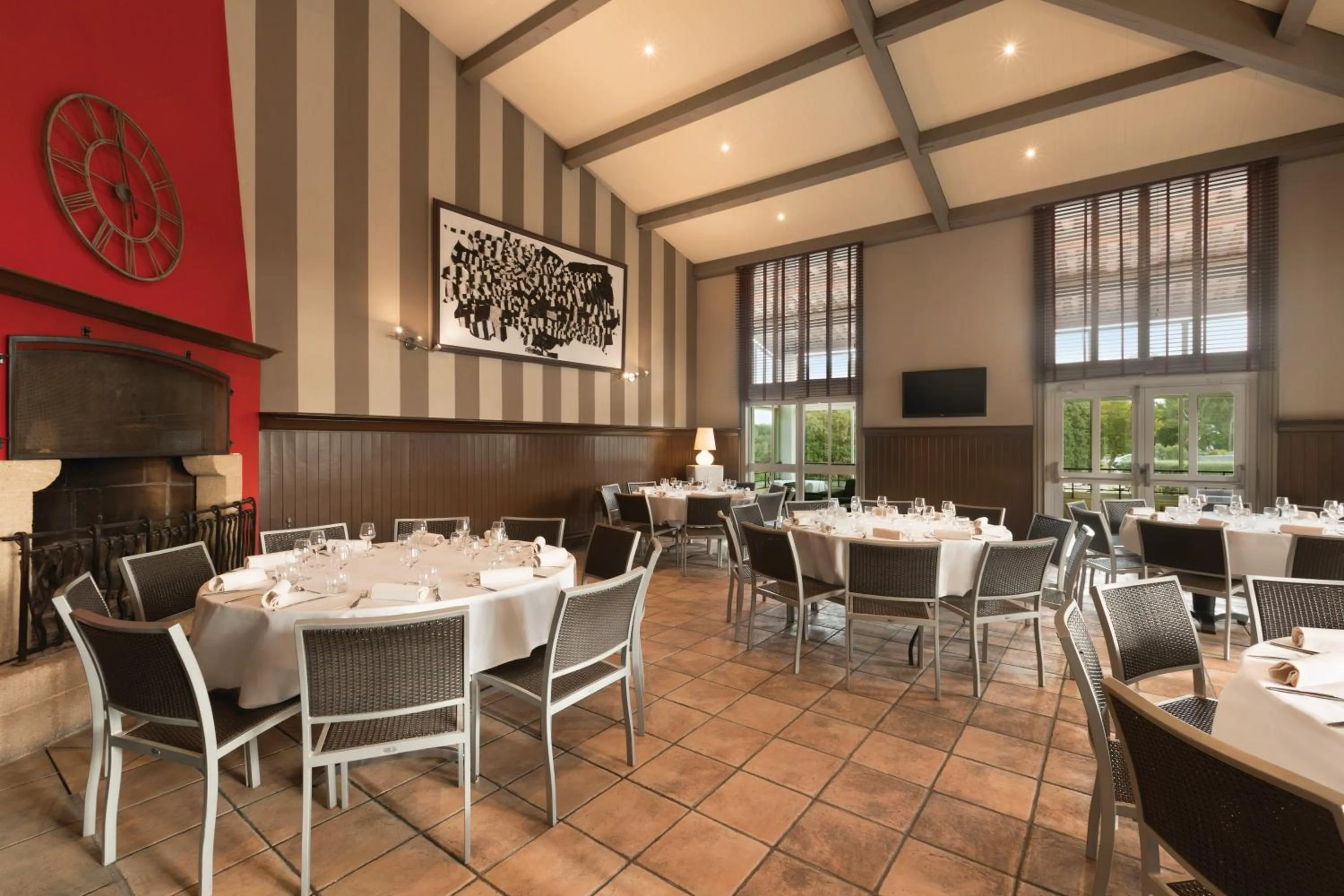 Restaurant/places to eat in Le Fregate Provence