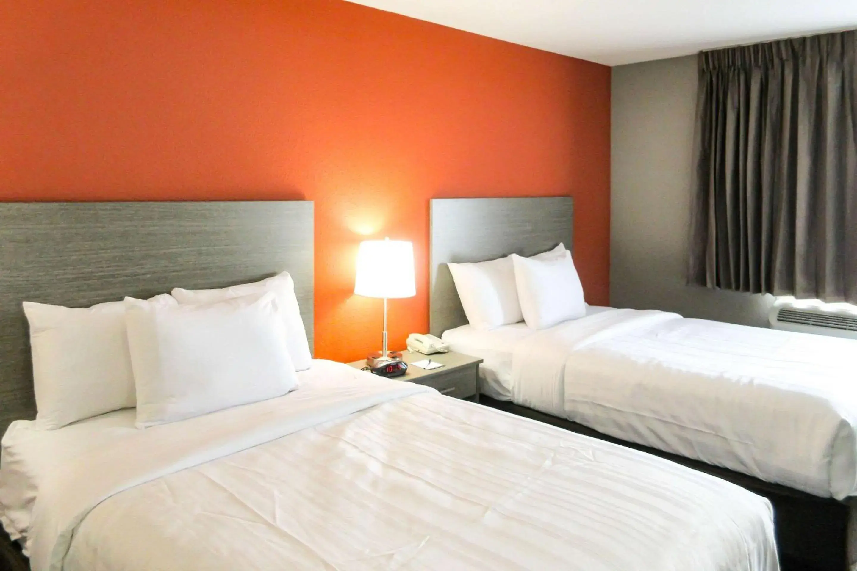 Bedroom, Bed in Quality Inn & Suites Hammond Near I-8090 Bedroom, Bed in Quality Inn & Suites Hammond Near I-8090