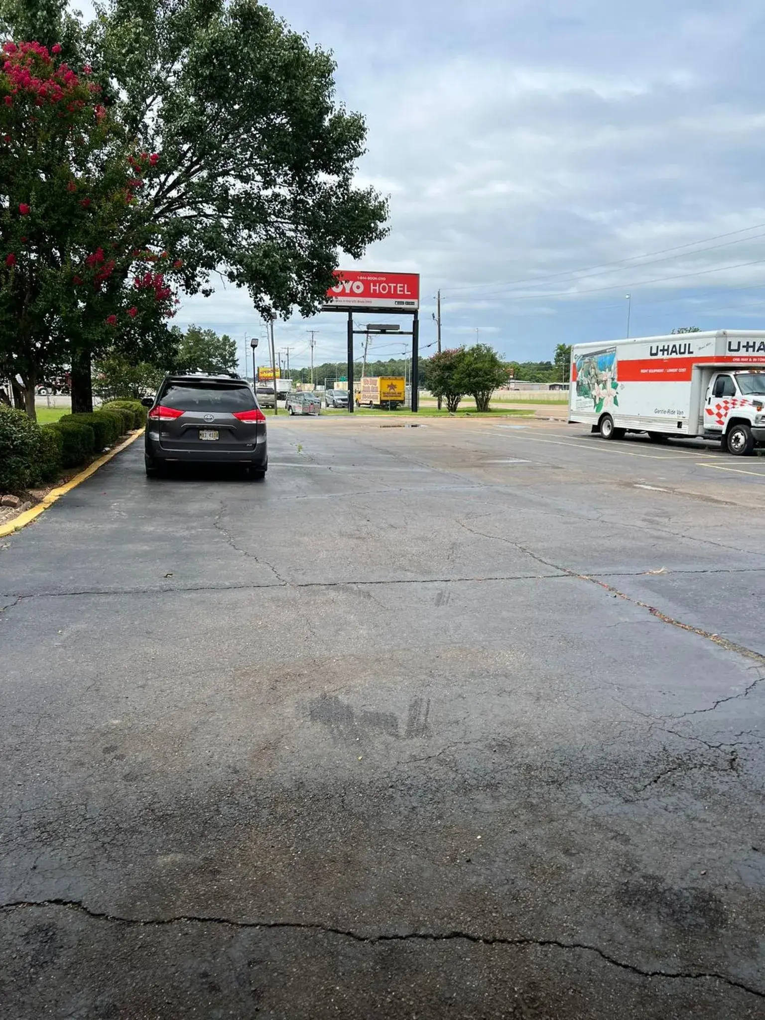 Facade/entrance in OYO Hotel Jackson South I-55 Facade/entrance in OYO Hotel Jackson South I-55