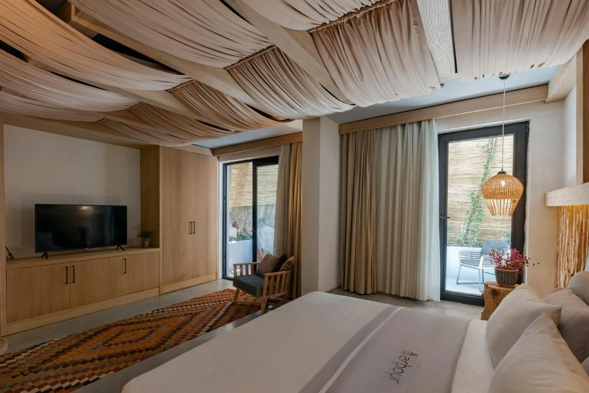 Bedroom, Bed in Harbour Suites Fethiye