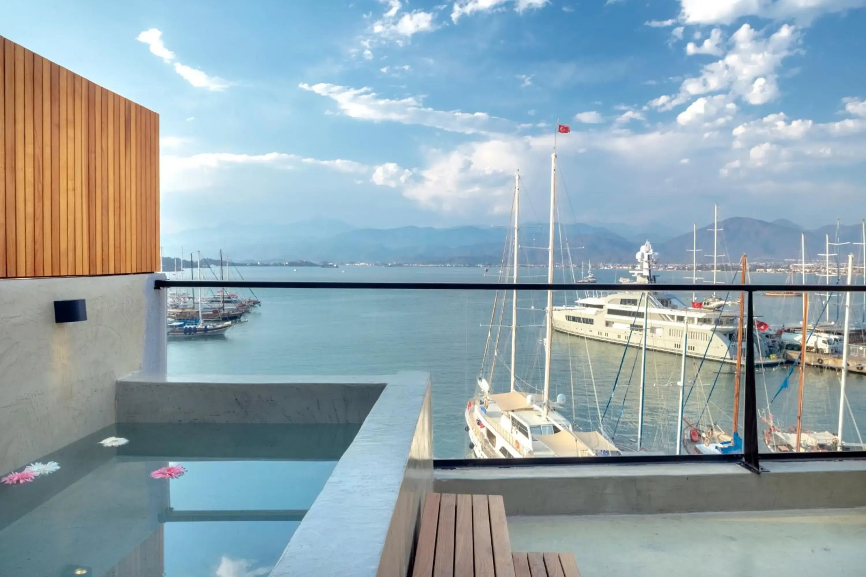 Deluxe Double Room with Balcony in Harbour Suites Fethiye Deluxe Double Room with Balcony in Harbour Suites Fethiye