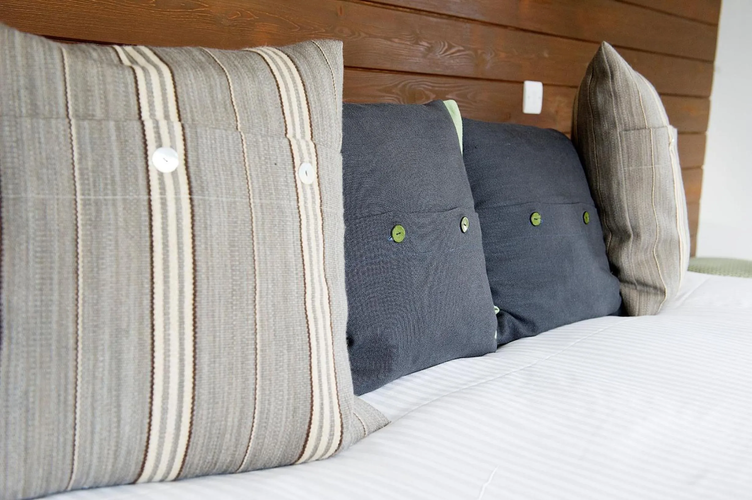 Decorative detail, Bed in Lock Chambers, Caledonian Canal Centre