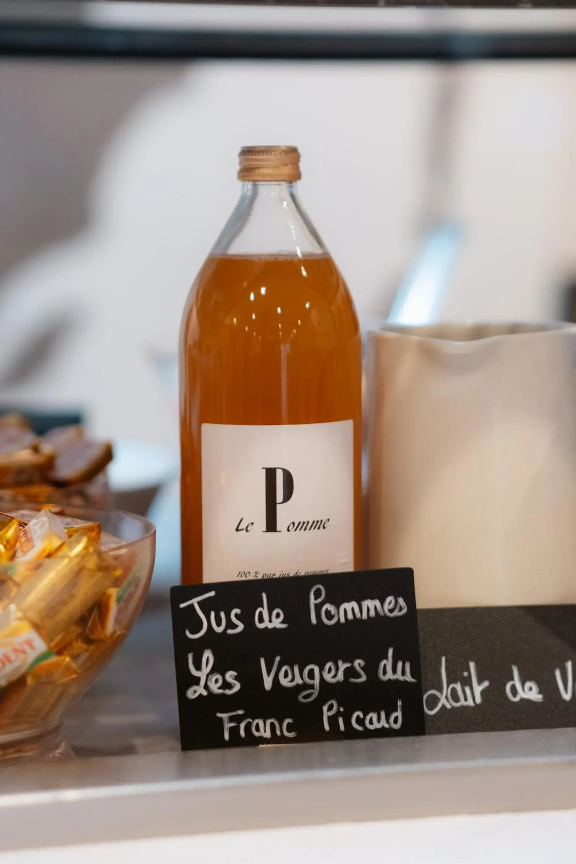 Breakfast in Red Fox Breakfast in Red Fox