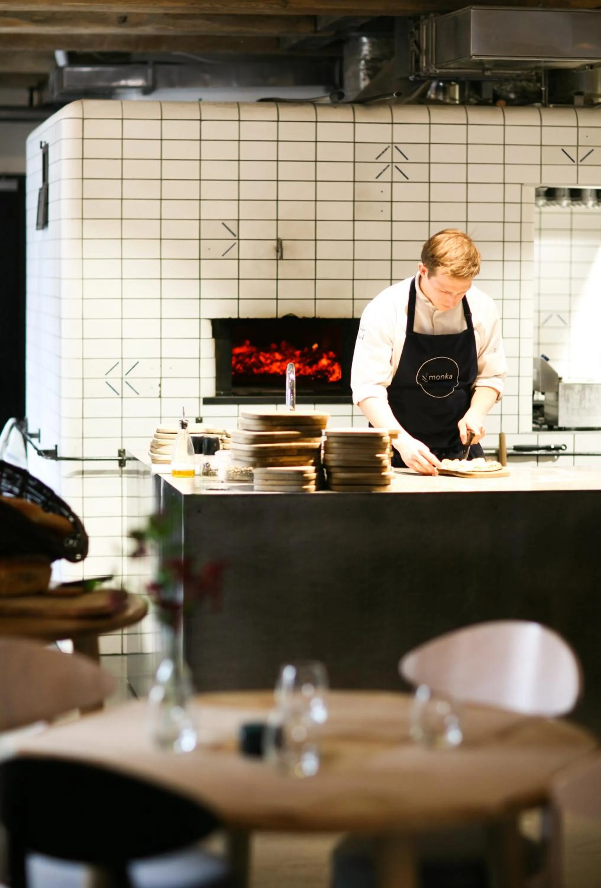 Restaurant/places to eat in Apartamenty Monka