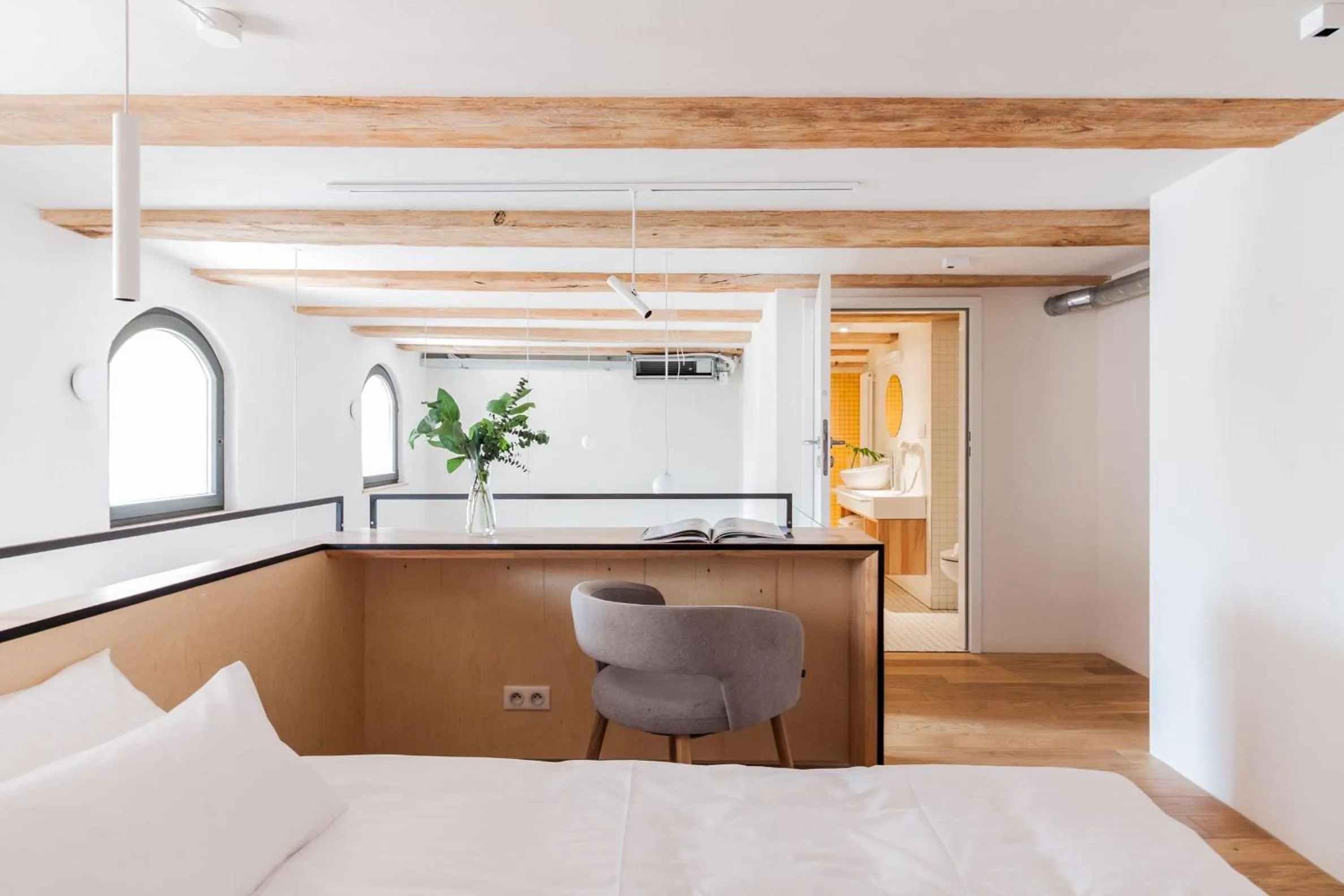 Shower, Bed in Apartamenty Monka