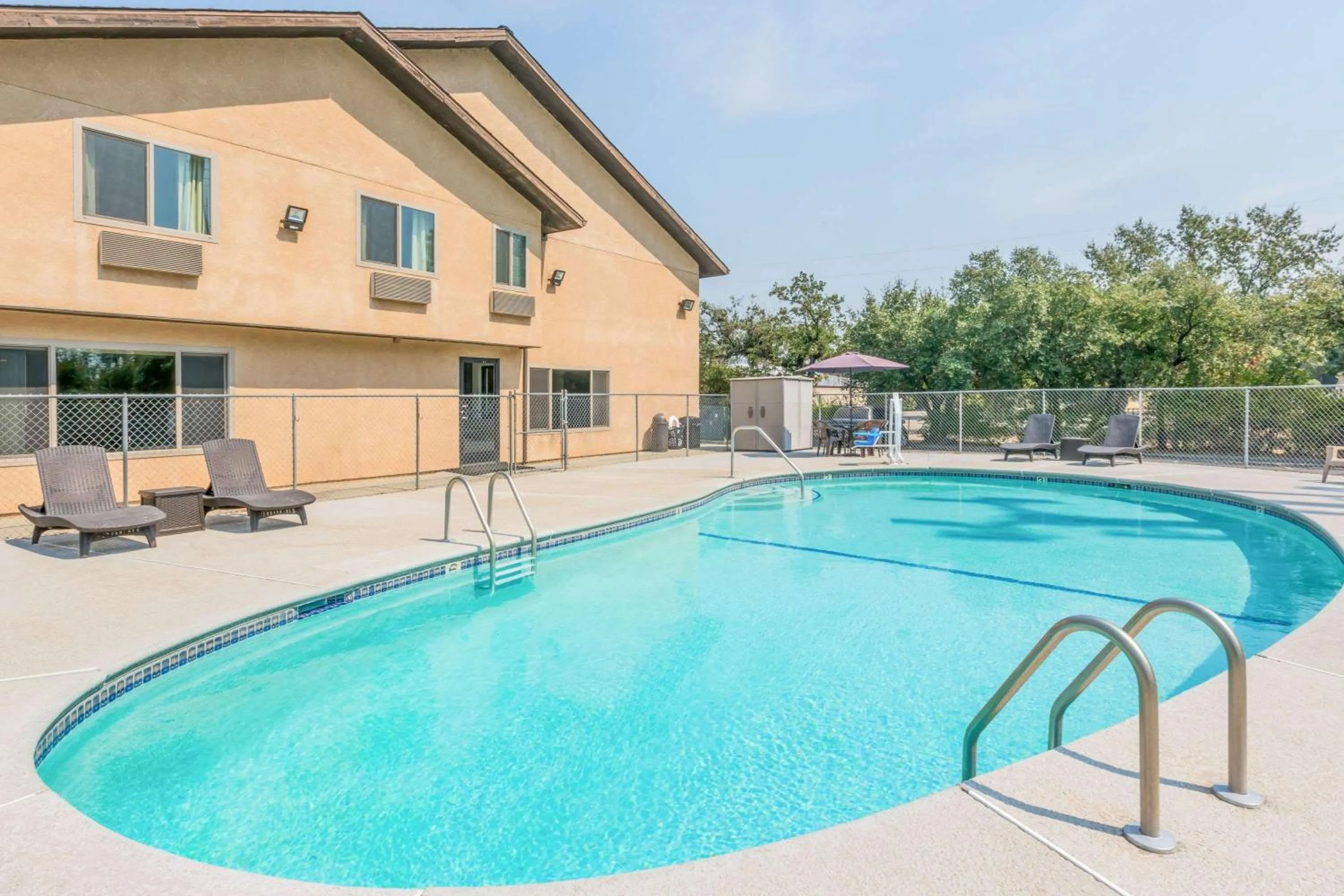 Pool view in Super 8 by Wyndham Redding