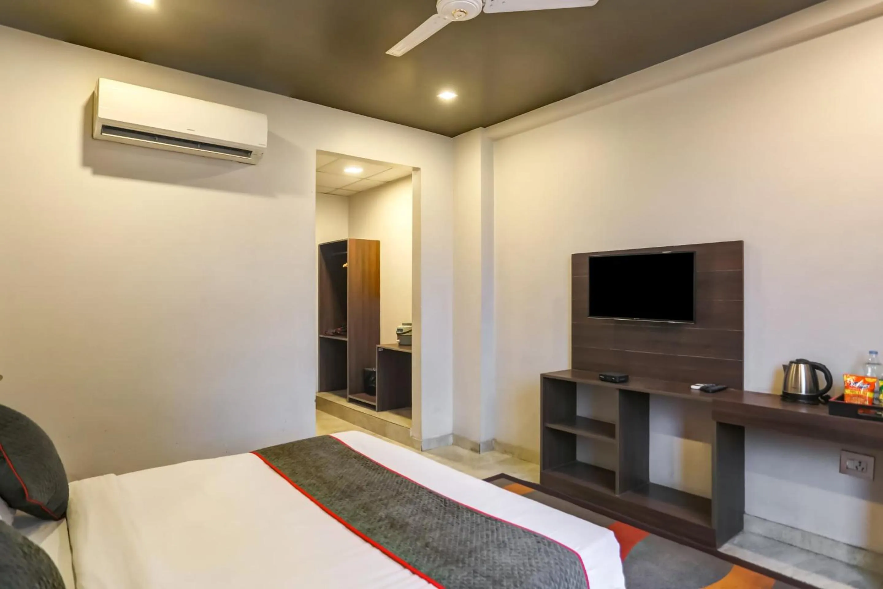 Bedroom, Bed in Townhouse Ranipur Mor