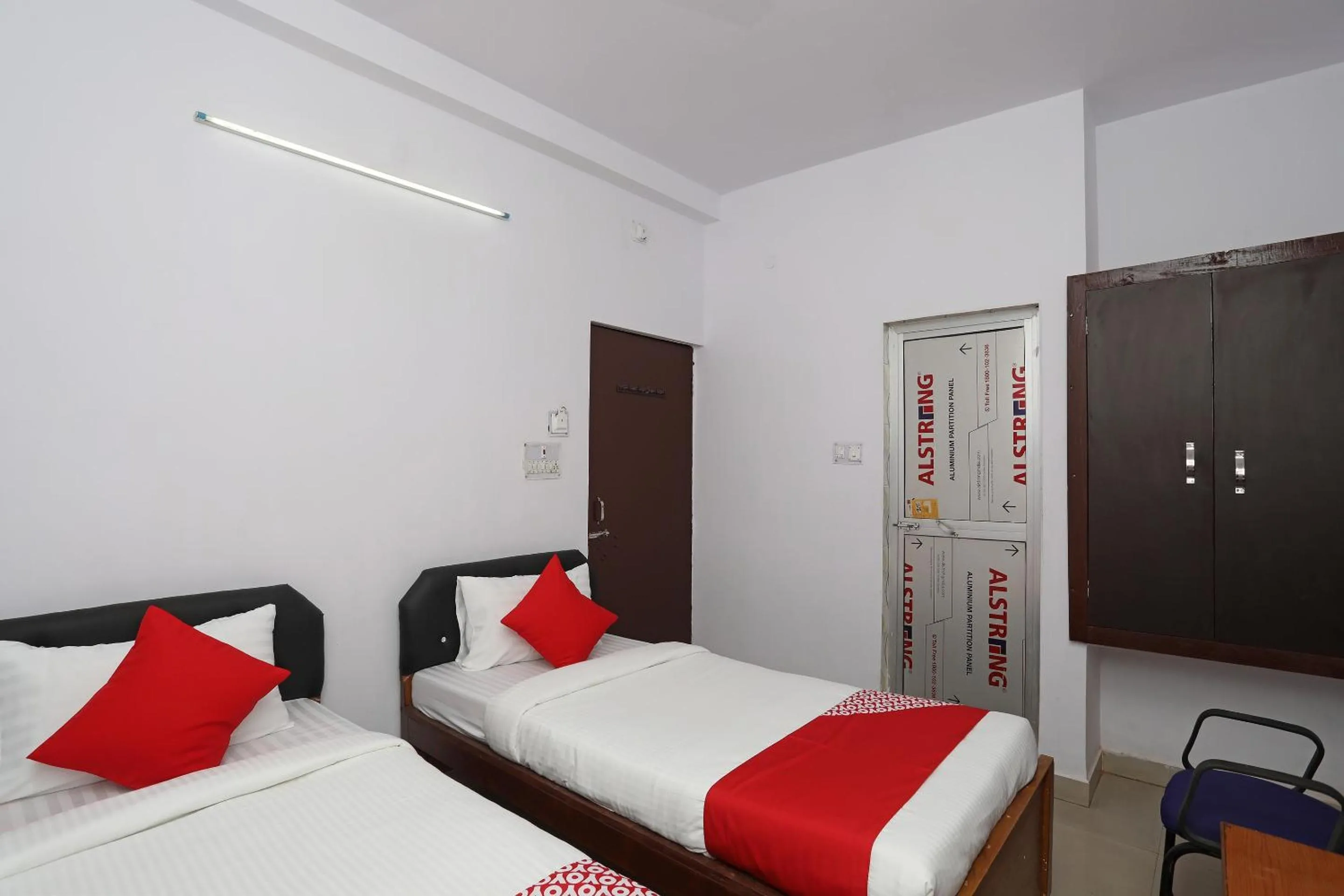Collection O Aditya Inn