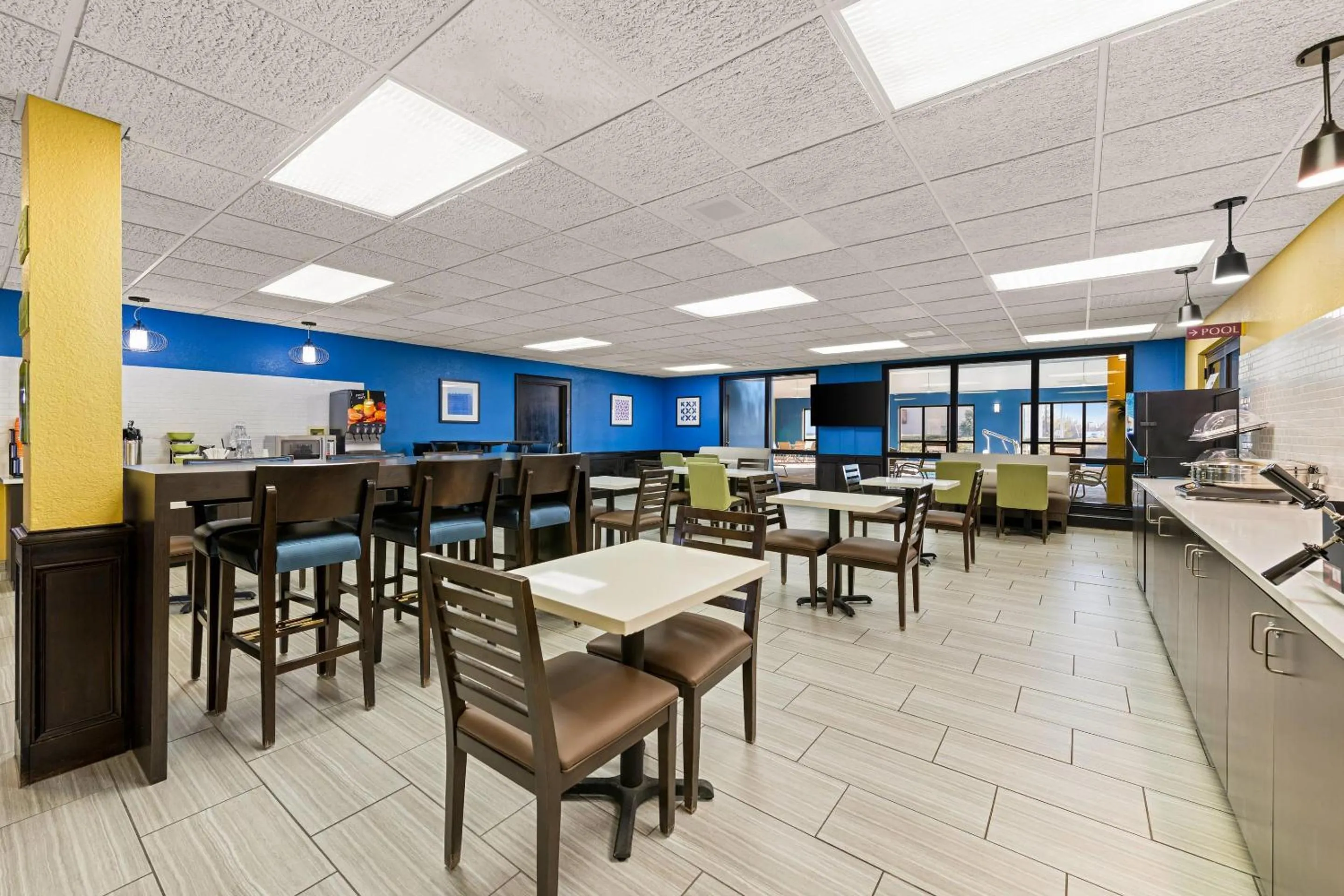 Breakfast in Quality Inn Warrensburg